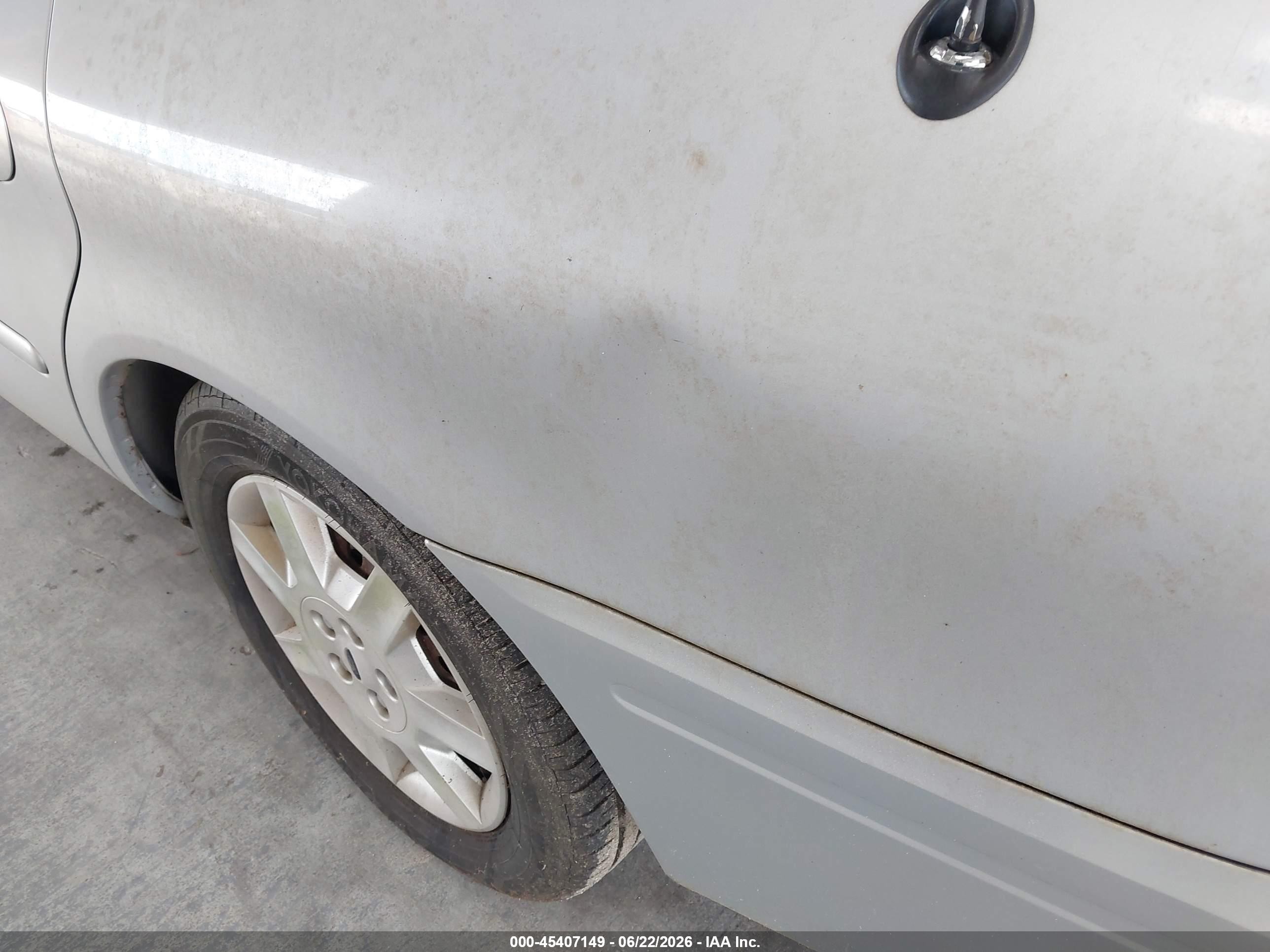 2007 Ford Taurus Se Silver vin: 1FAFP53U87A156377