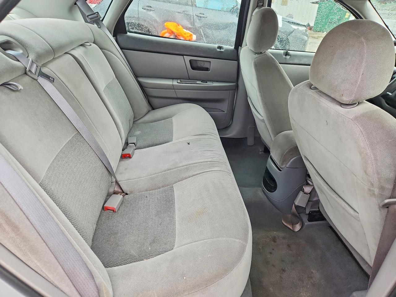2007 Ford Taurus Se Silver vin: 1FAFP53U87A164625