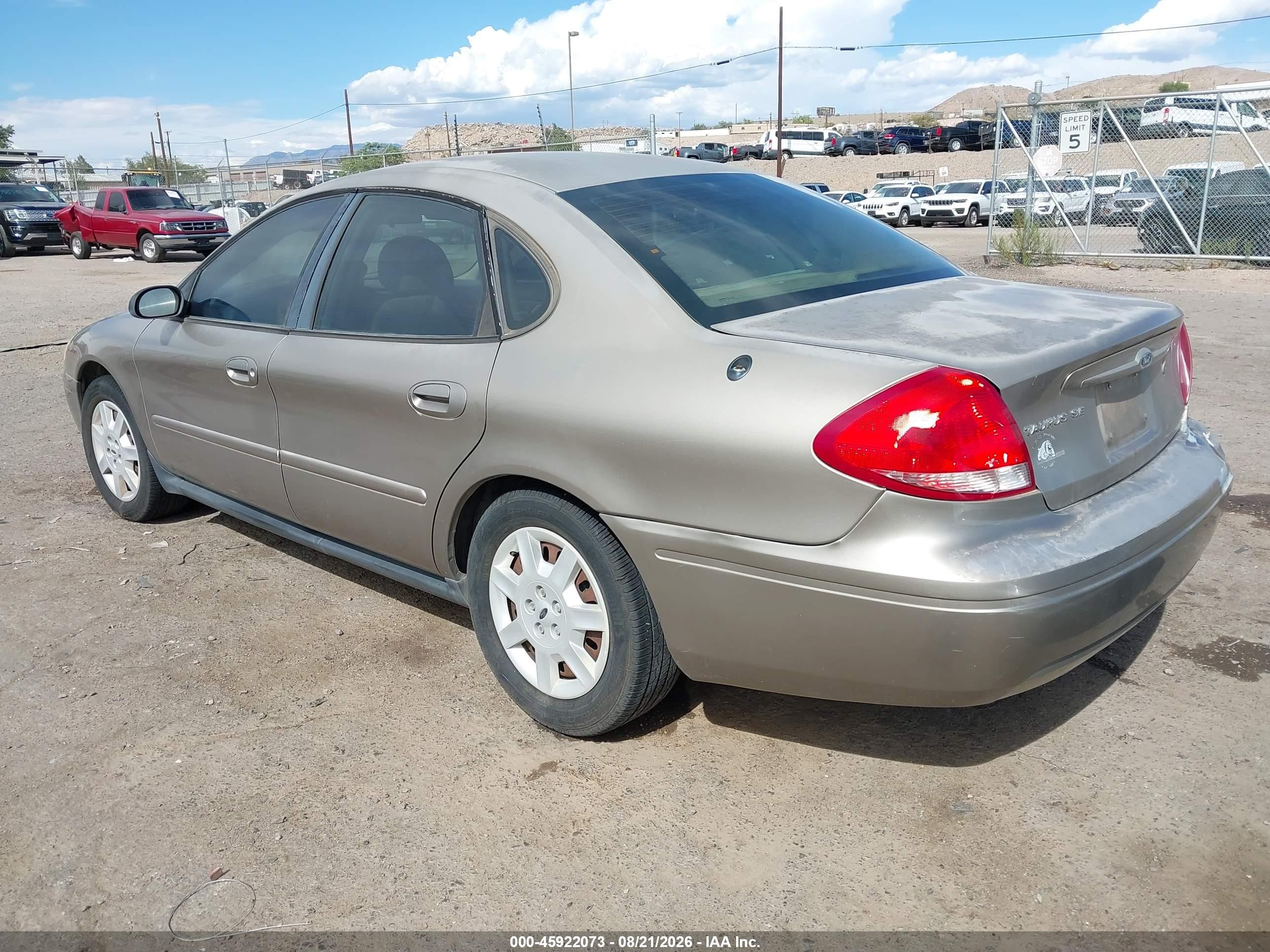 2007 Ford Taurus Se Brown vin: 1FAFP53U87A166472