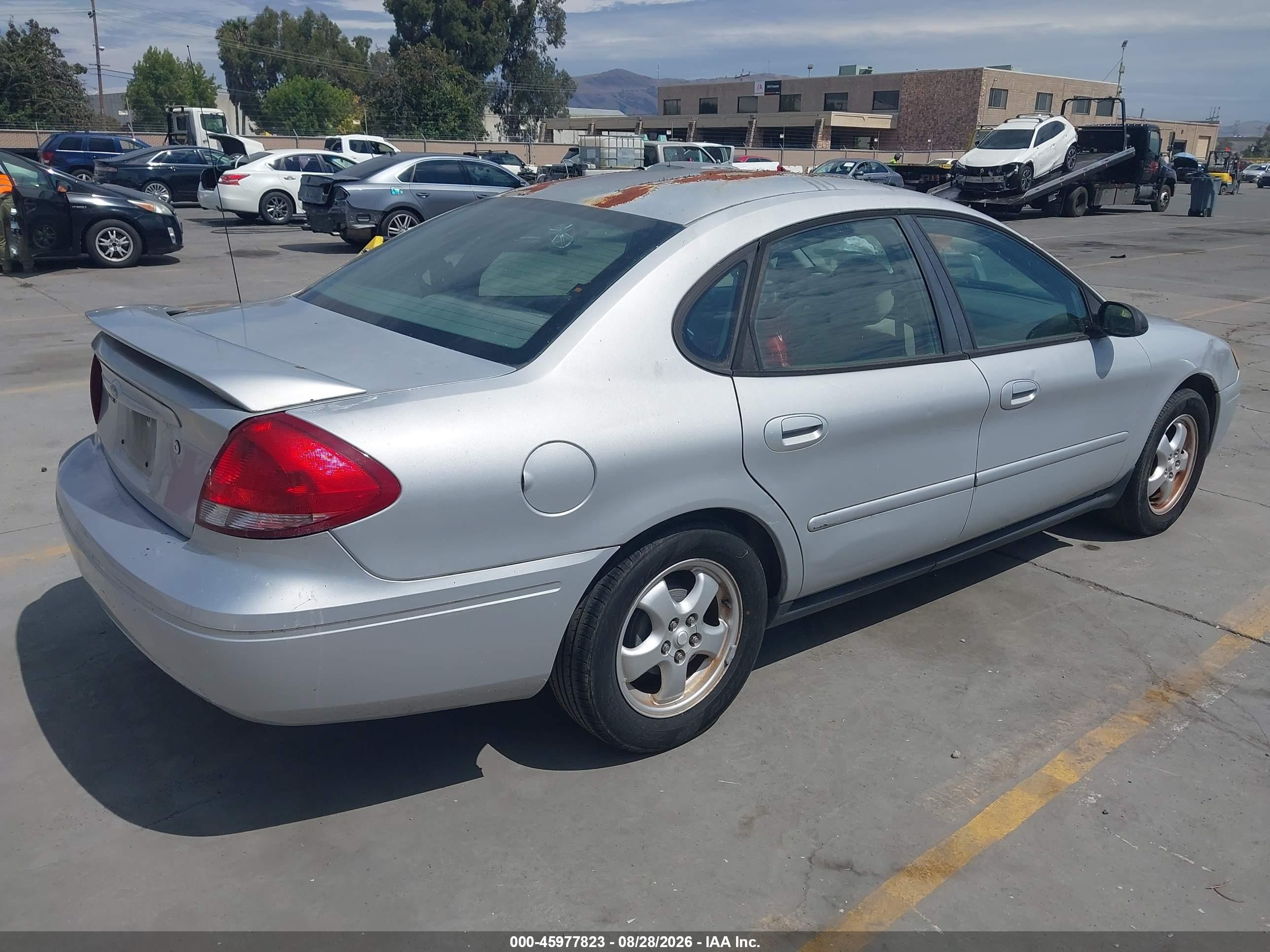 2007 Ford Taurus Se Silver vin: 1FAFP53U87A181425