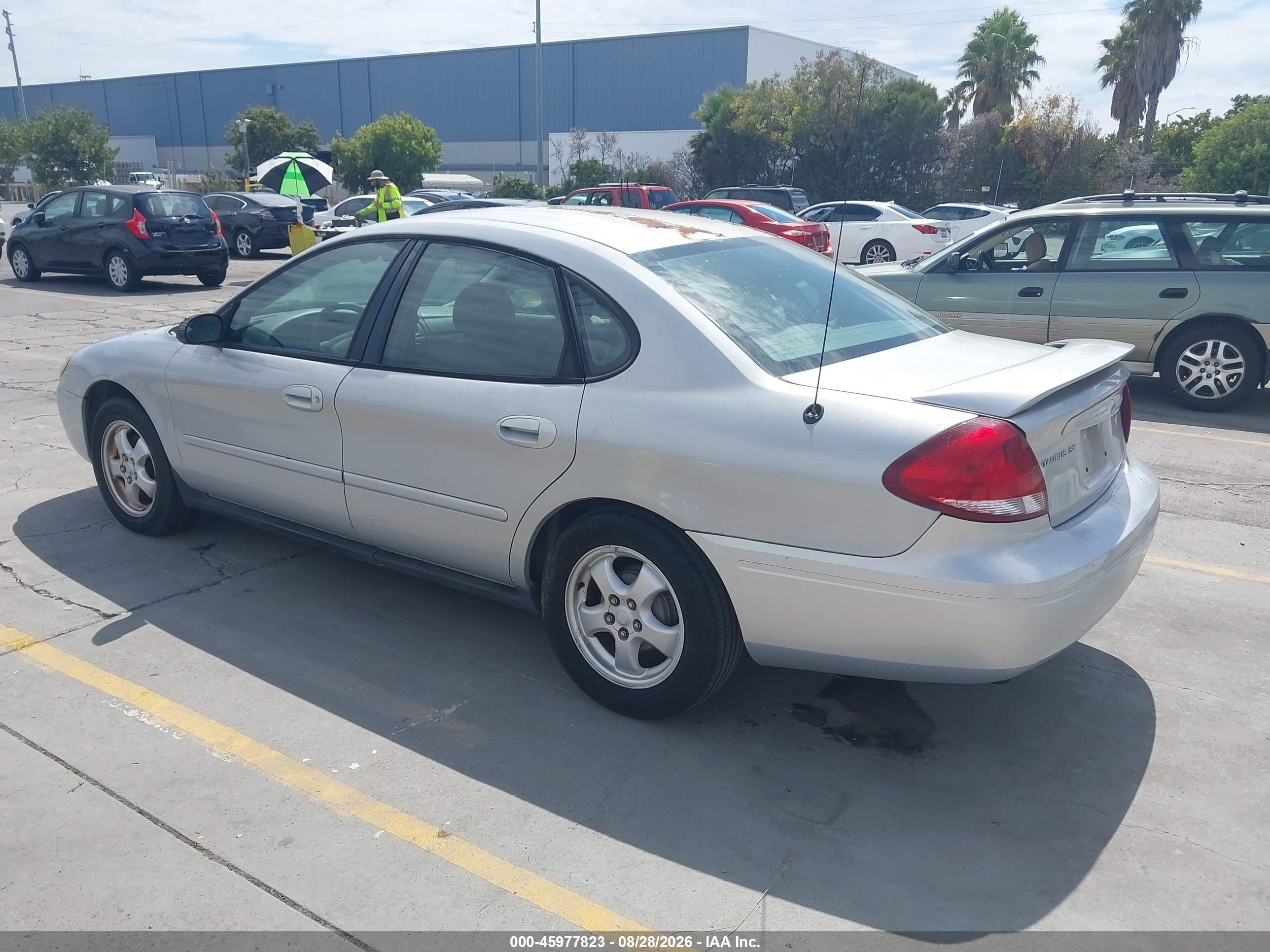 2007 Ford Taurus Se Silver vin: 1FAFP53U87A181425