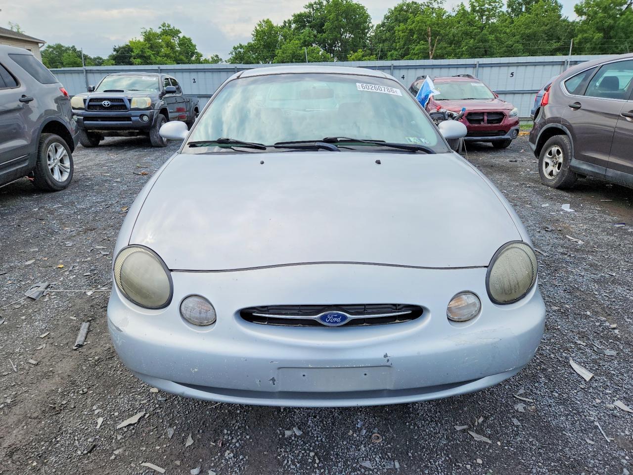 1999 Ford Taurus Se Silver vin: 1FAFP53U8XA248945