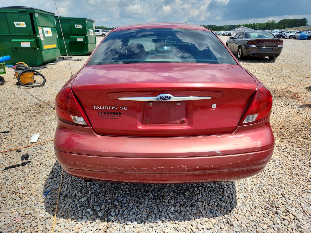 2001 Ford Taurus Se Красный vin: 1FAFP53U91A175852