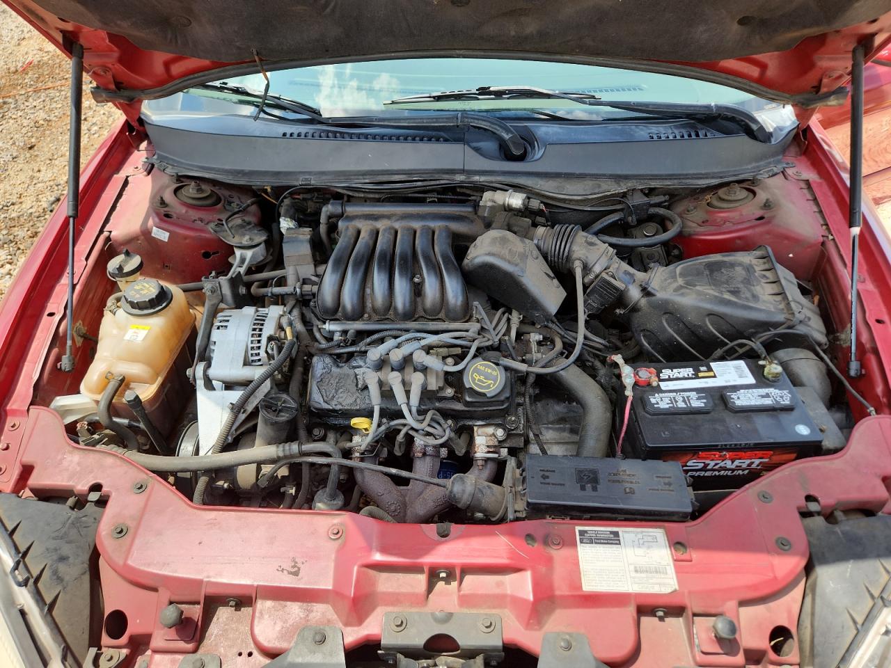 2001 Ford Taurus Se Красный vin: 1FAFP53U91A175852