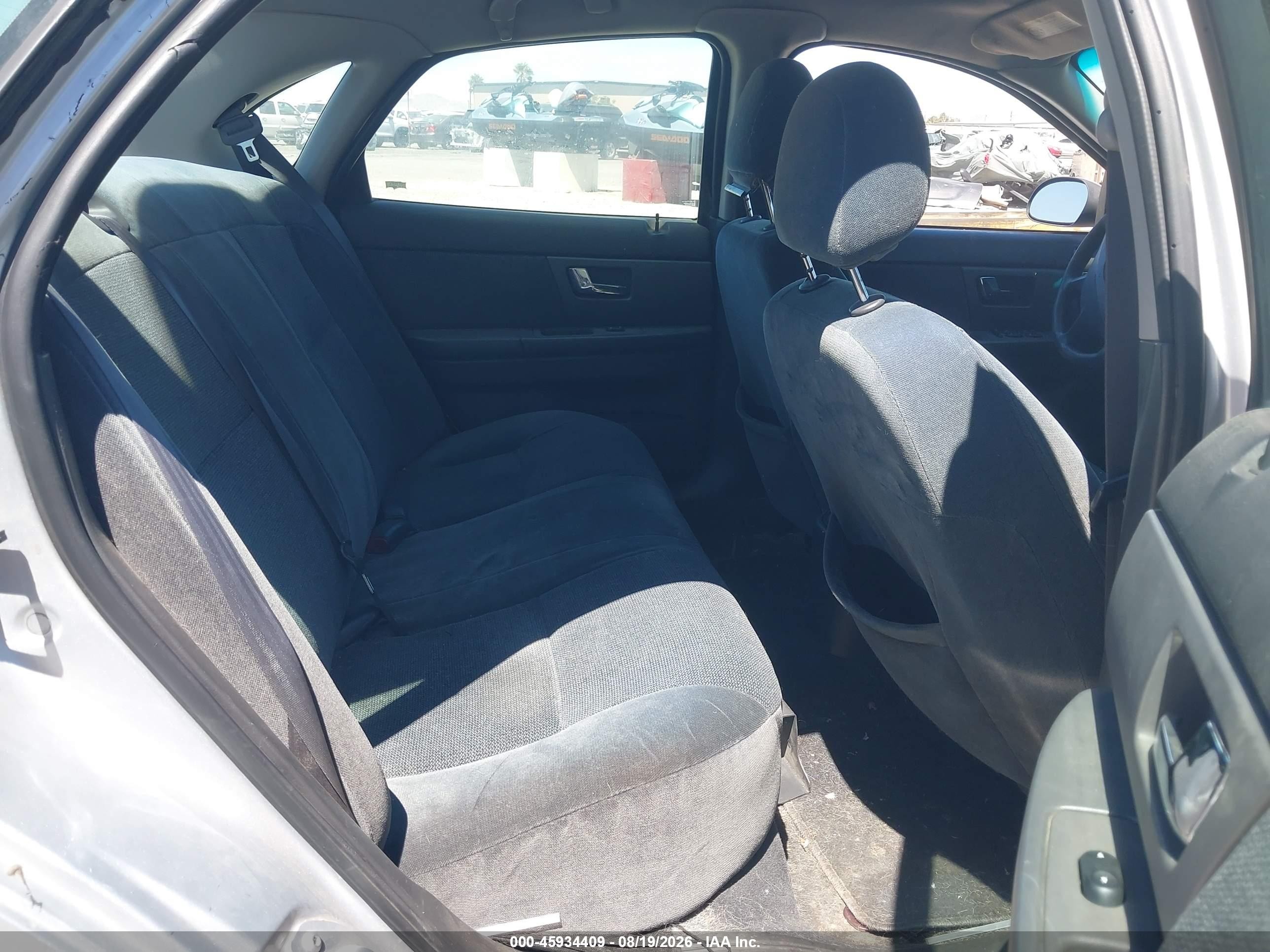 2002 Ford Taurus Se Standard Silver vin: 1FAFP53U92G175946