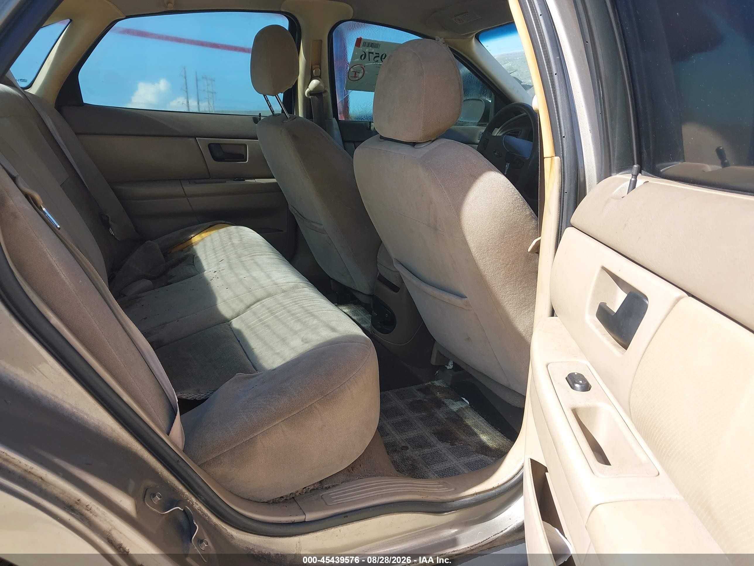 2003 Ford Taurus Se Champagne vin: 1FAFP53U93G264935