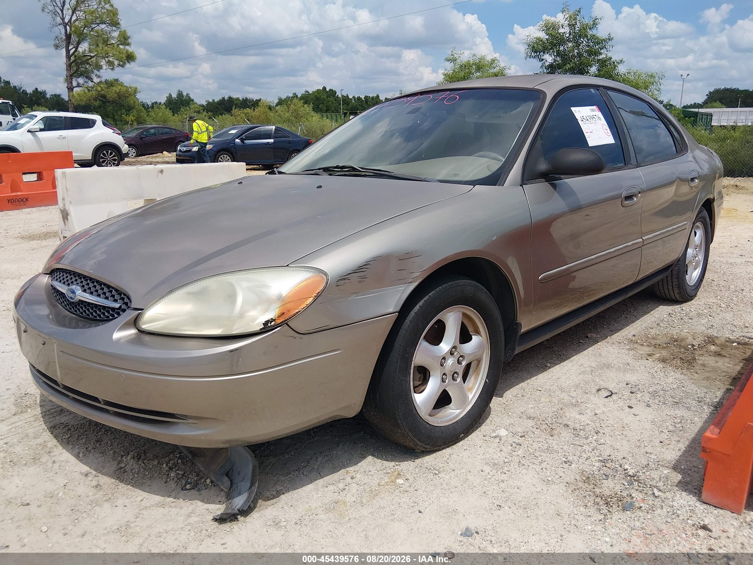 2003 Ford Taurus Se Champagne vin: 1FAFP53U93G264935