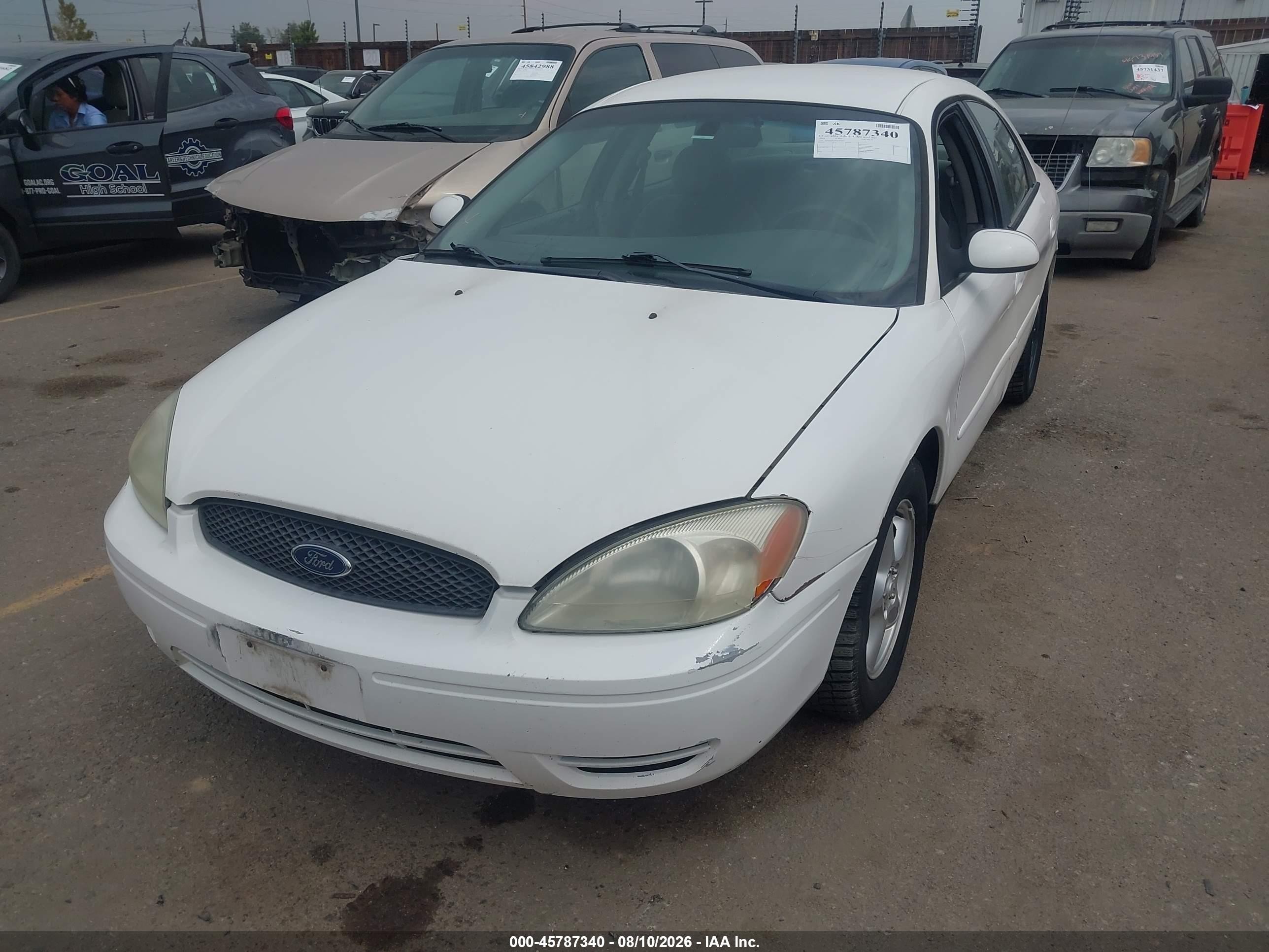 2004 Ford Taurus Se White vin: 1FAFP53U94A102310