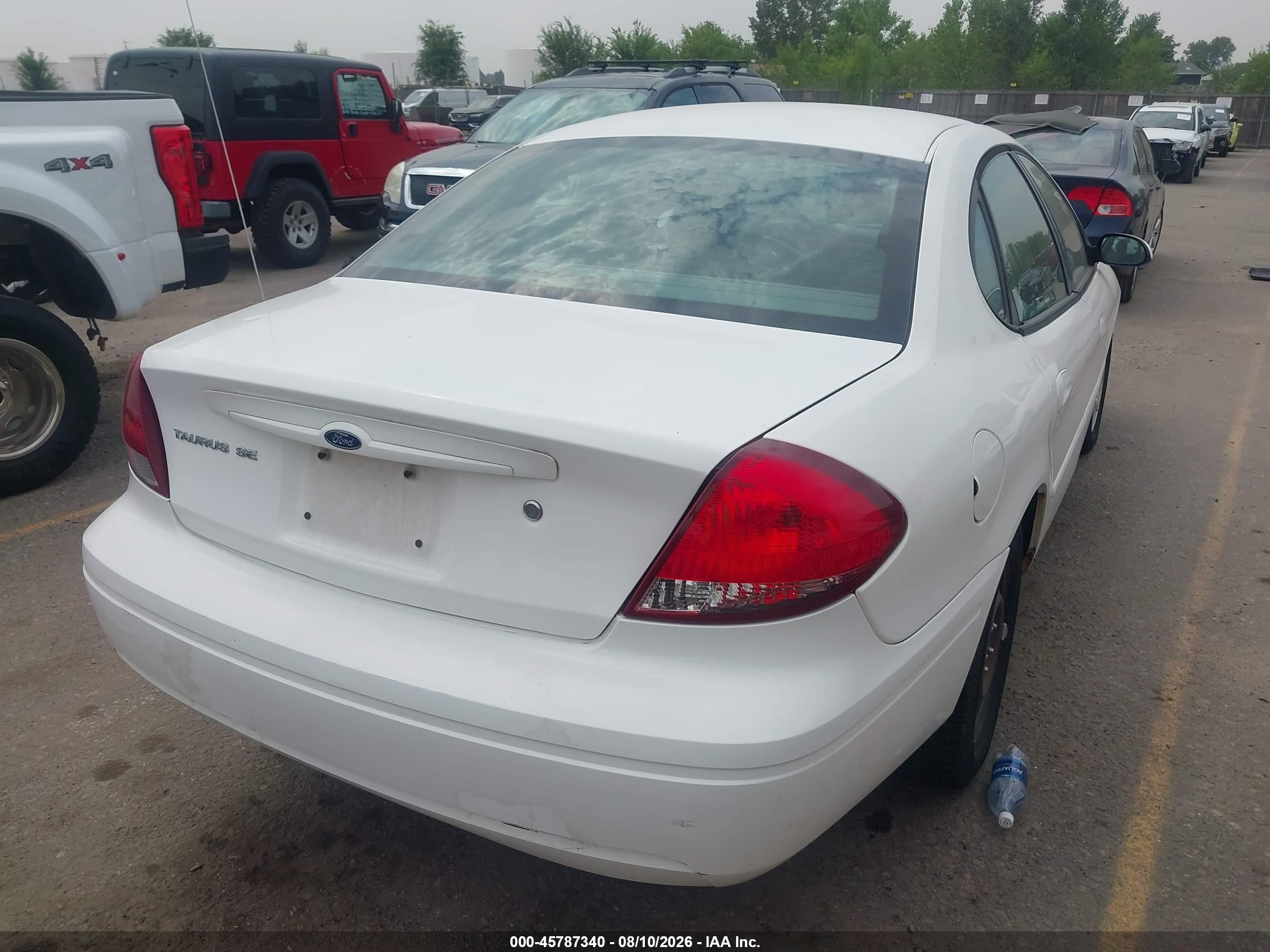 2004 Ford Taurus Se White vin: 1FAFP53U94A102310