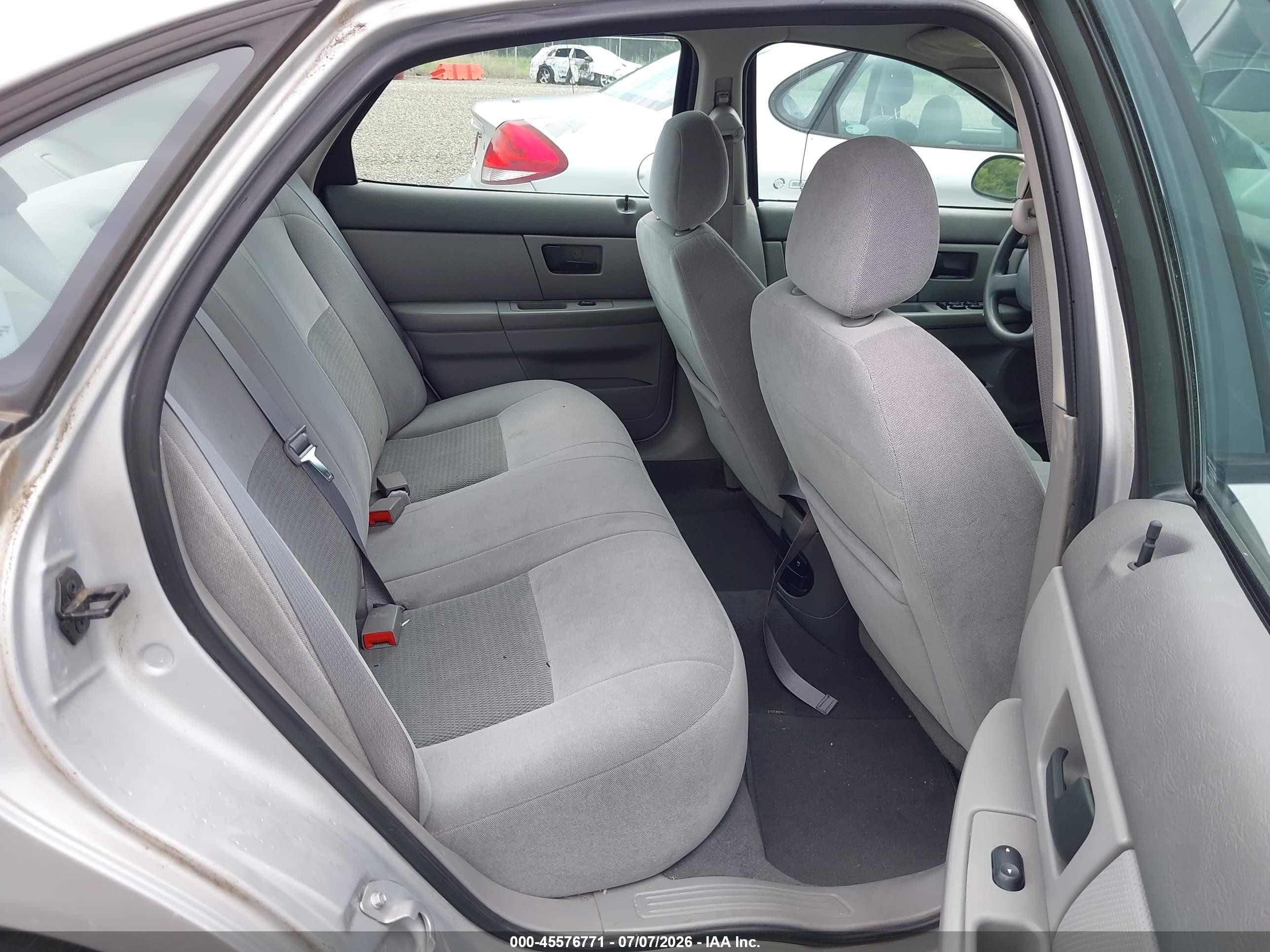 2005 Ford Taurus Se Gray vin: 1FAFP53U95A117181