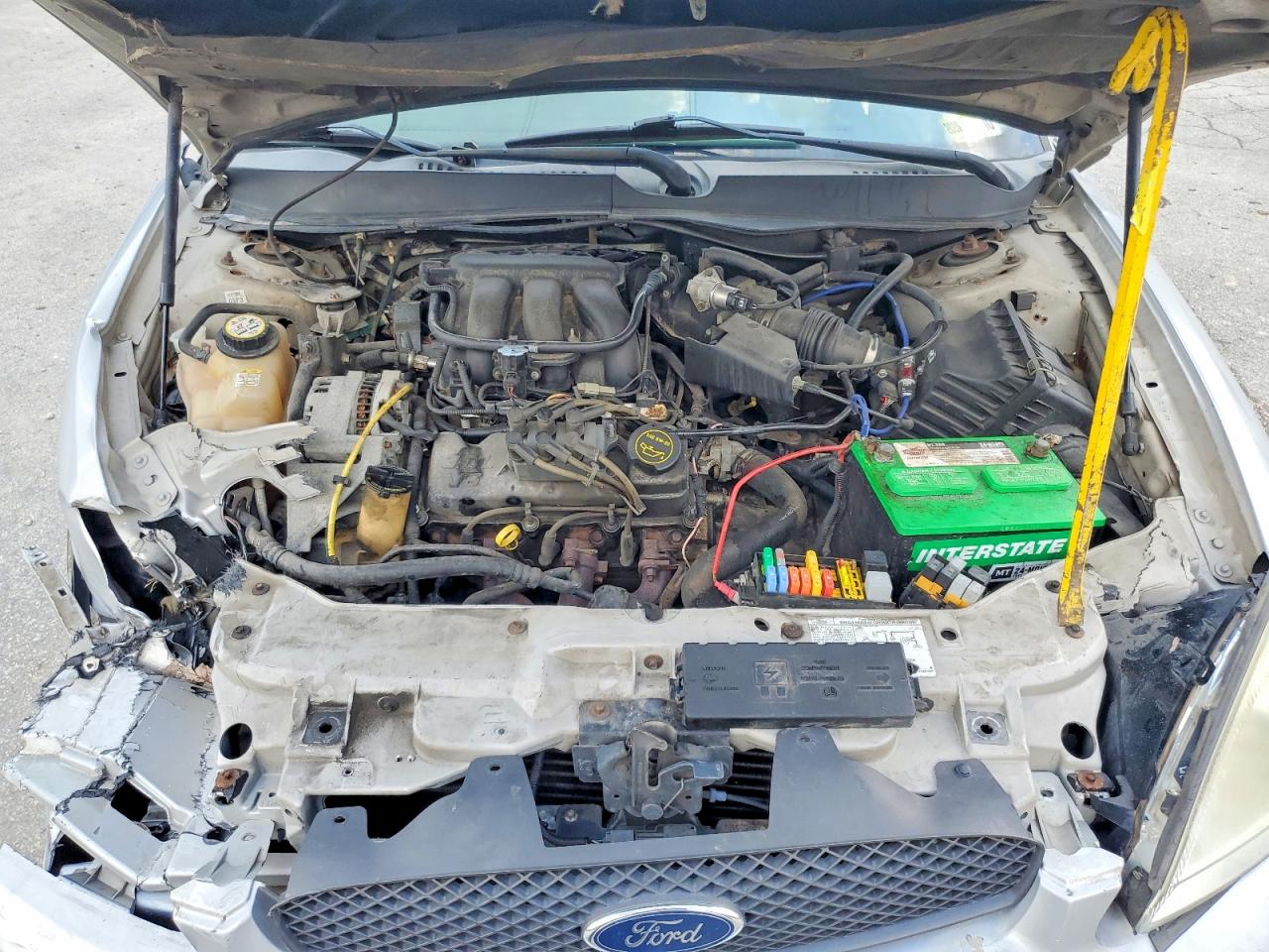 2005 Ford Taurus Серебряный vin: 1FAFP53U95A292546