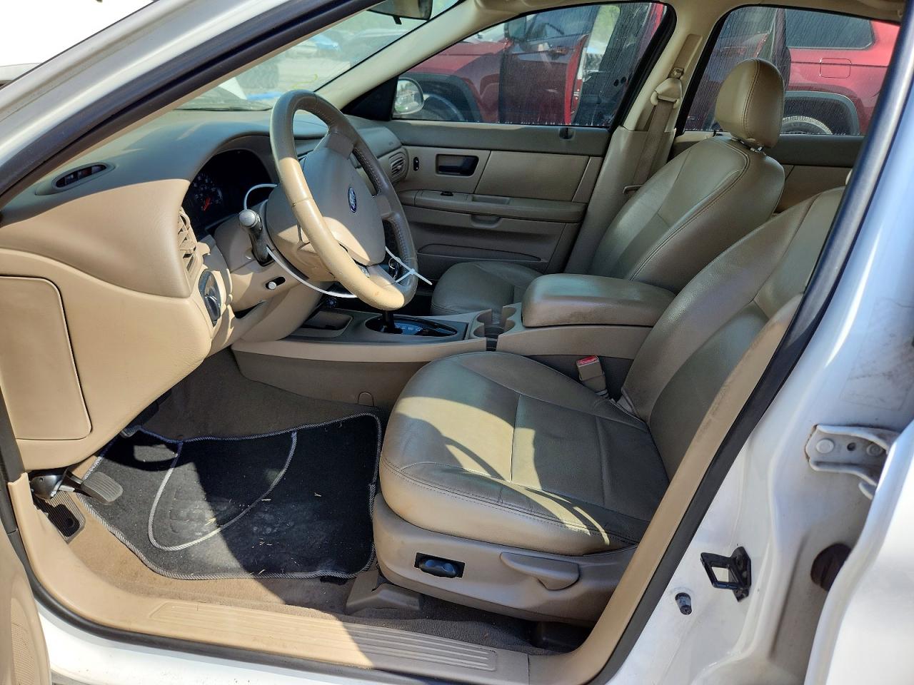2006 Ford Taurus Se Белый vin: 1FAFP53U96A195526