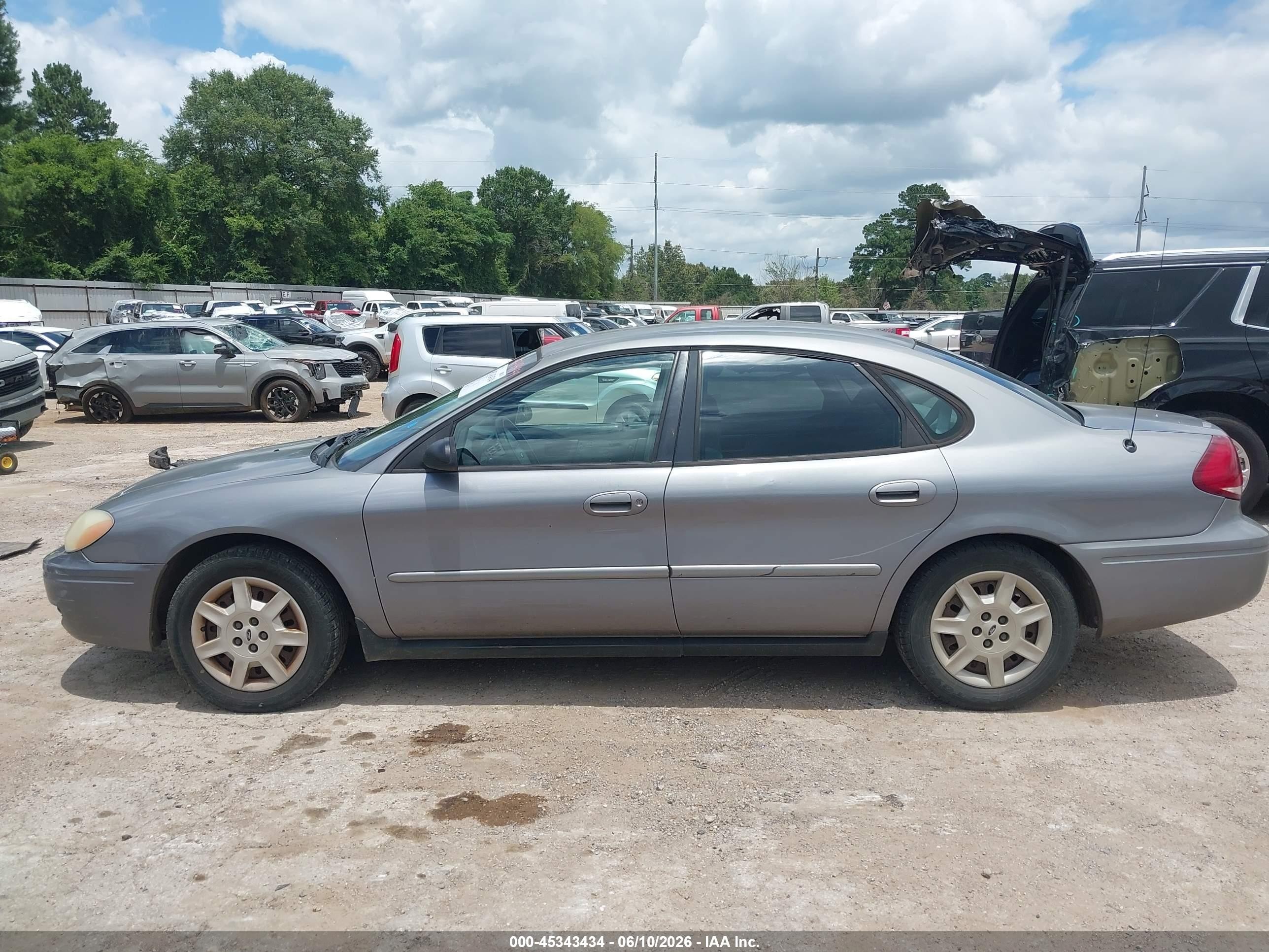 2007 Ford Taurus Se Gray vin: 1FAFP53U97A150748