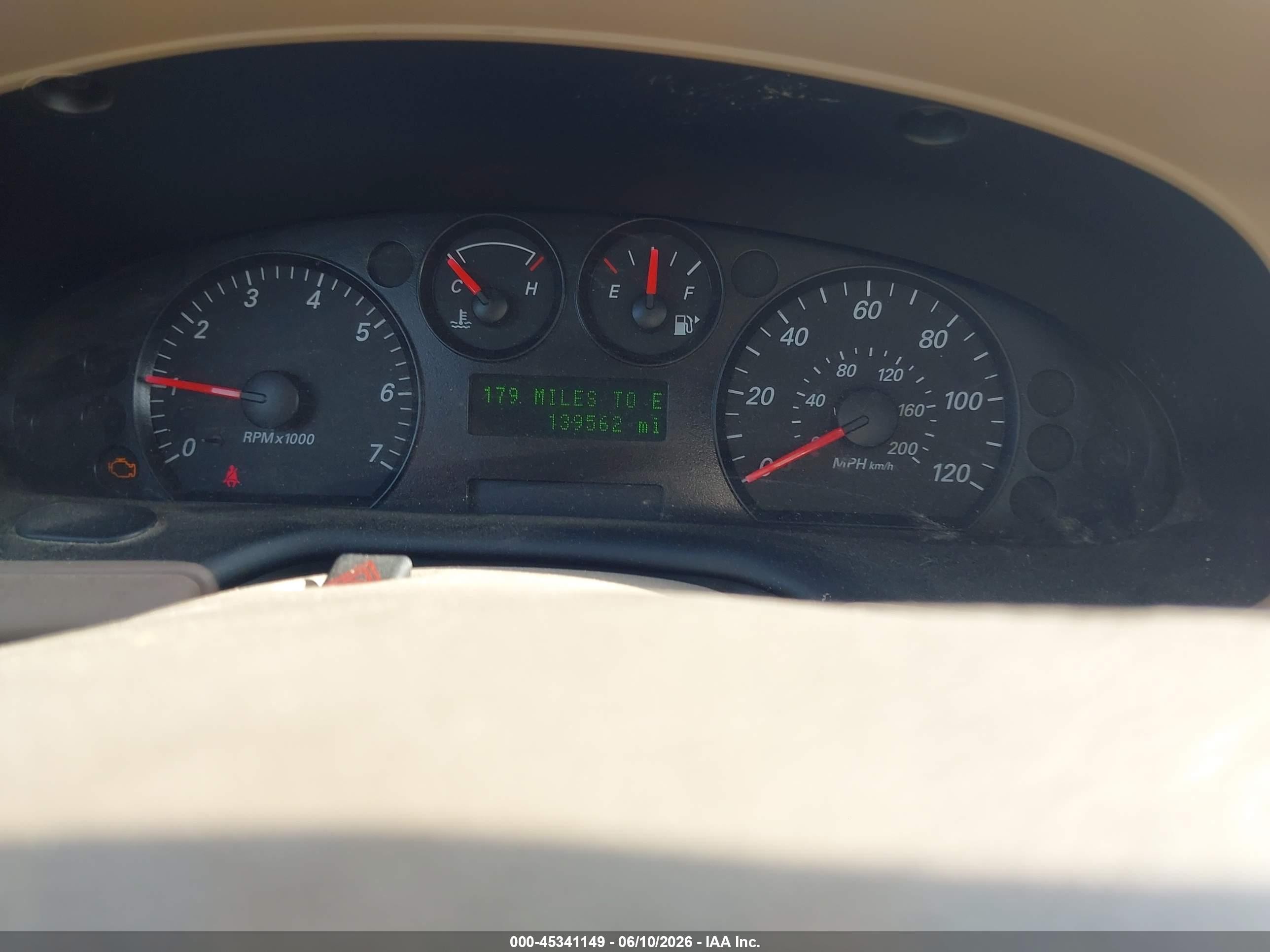 2007 Ford Taurus Se Бежевый vin: 1FAFP53U97A155576