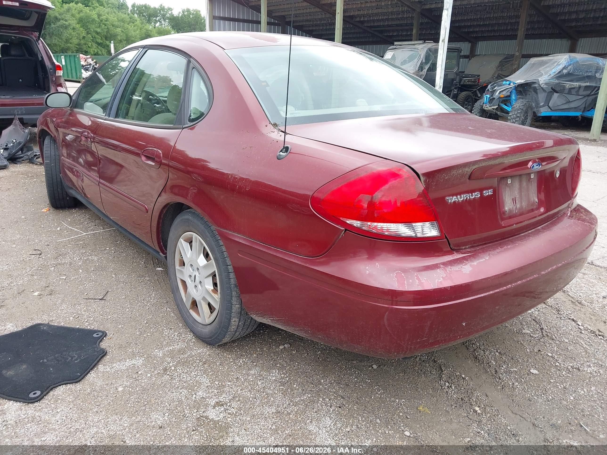 2007 Ford Taurus Se Red vin: 1FAFP53U97A161815