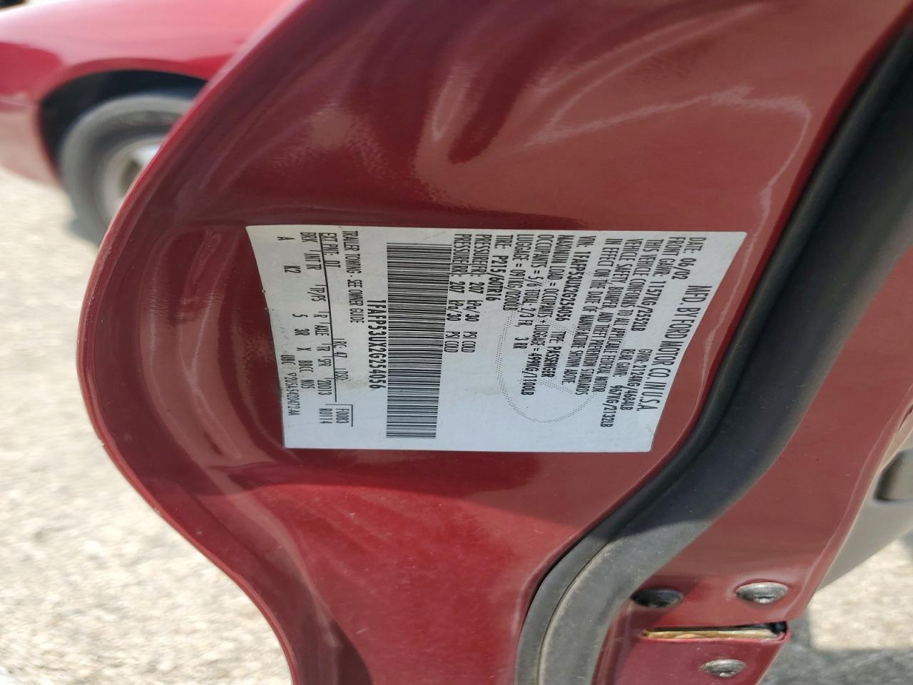 2002 Ford Taurus Se Red vin: 1FAFP53UX2G254056