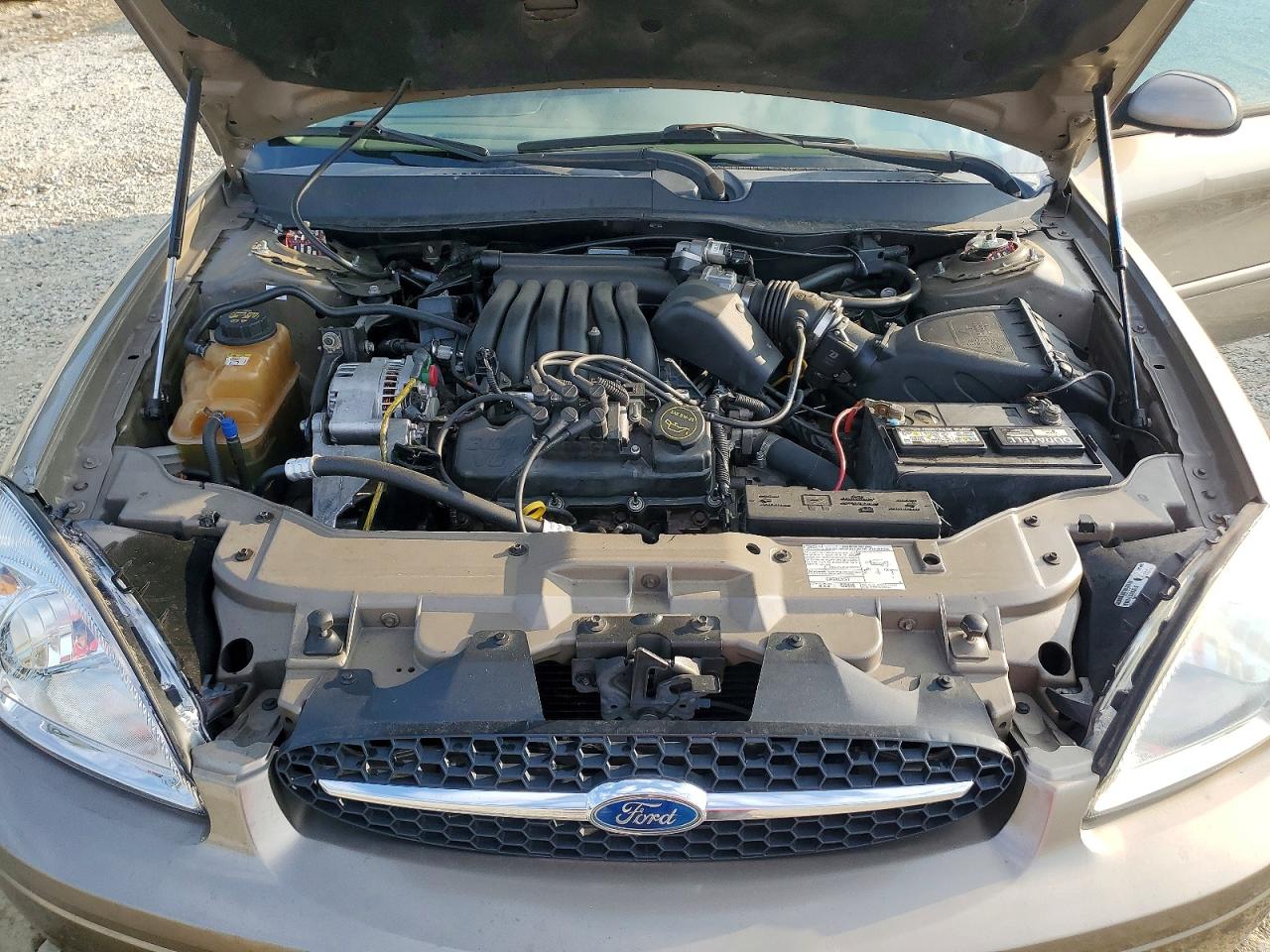 2003 Ford Taurus Se Золотой vin: 1FAFP53UX3A192971
