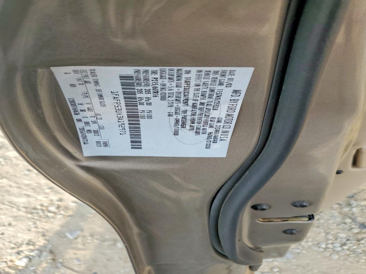 2003 Ford Taurus Se Золотой vin: 1FAFP53UX3A192971