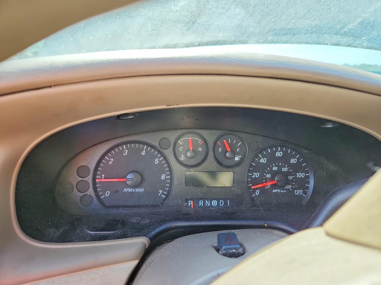 2004 Ford Taurus Se Золотой vin: 1FAFP53UX4A147918