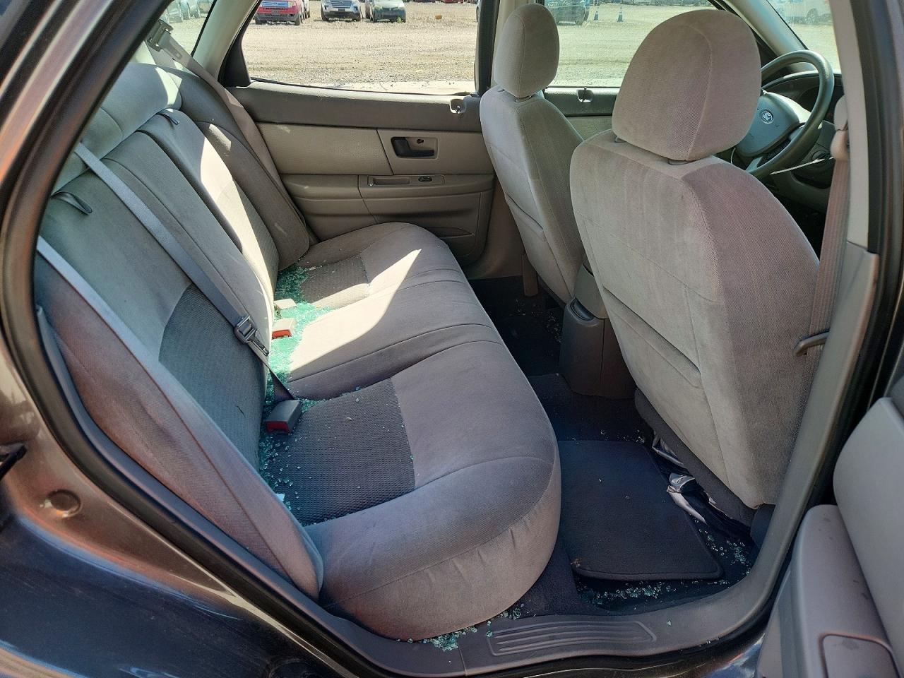 2005 Ford Taurus Se Gray vin: 1FAFP53UX5A235496