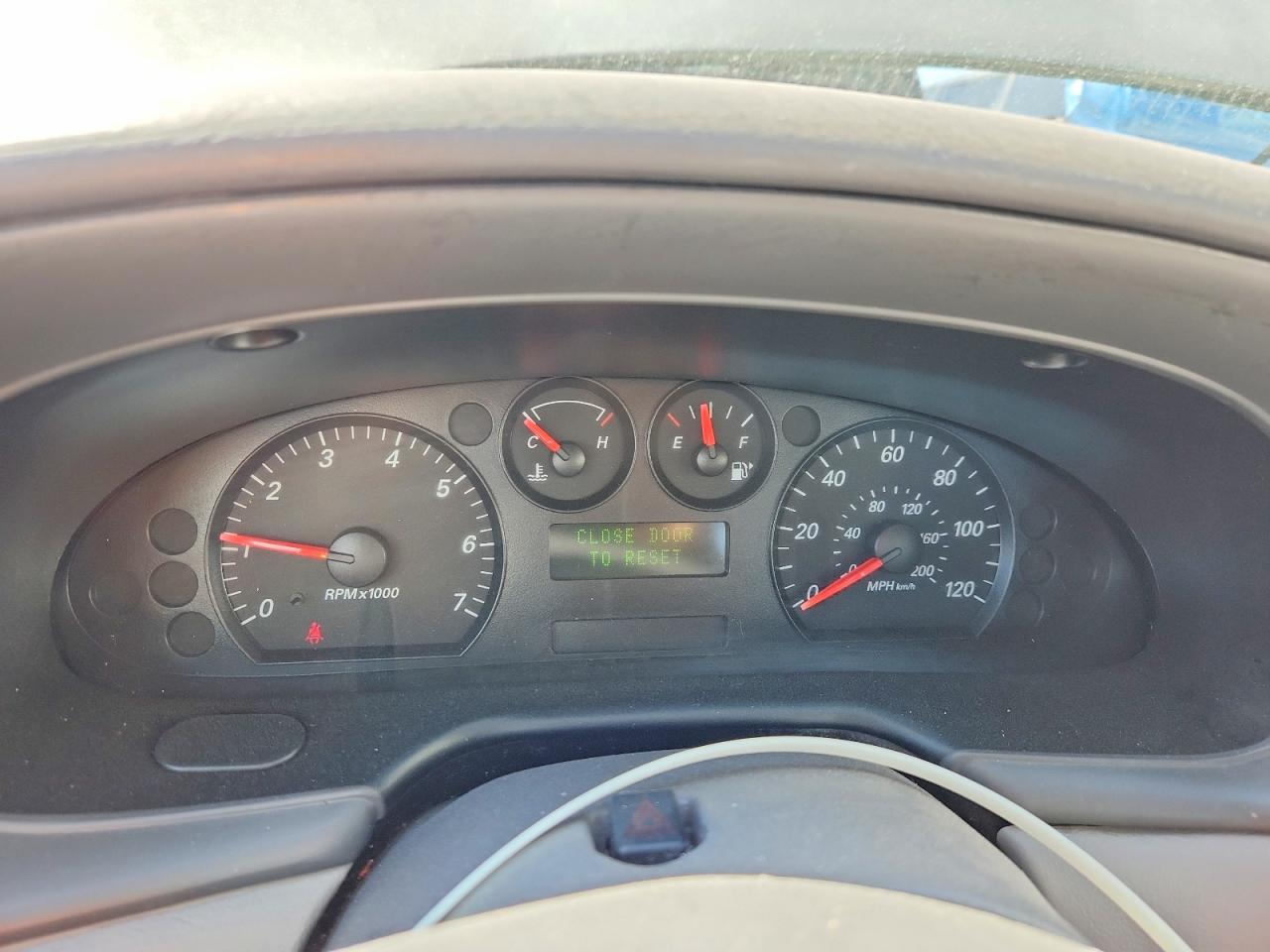 2005 Ford Taurus Se Gray vin: 1FAFP53UX5A235496
