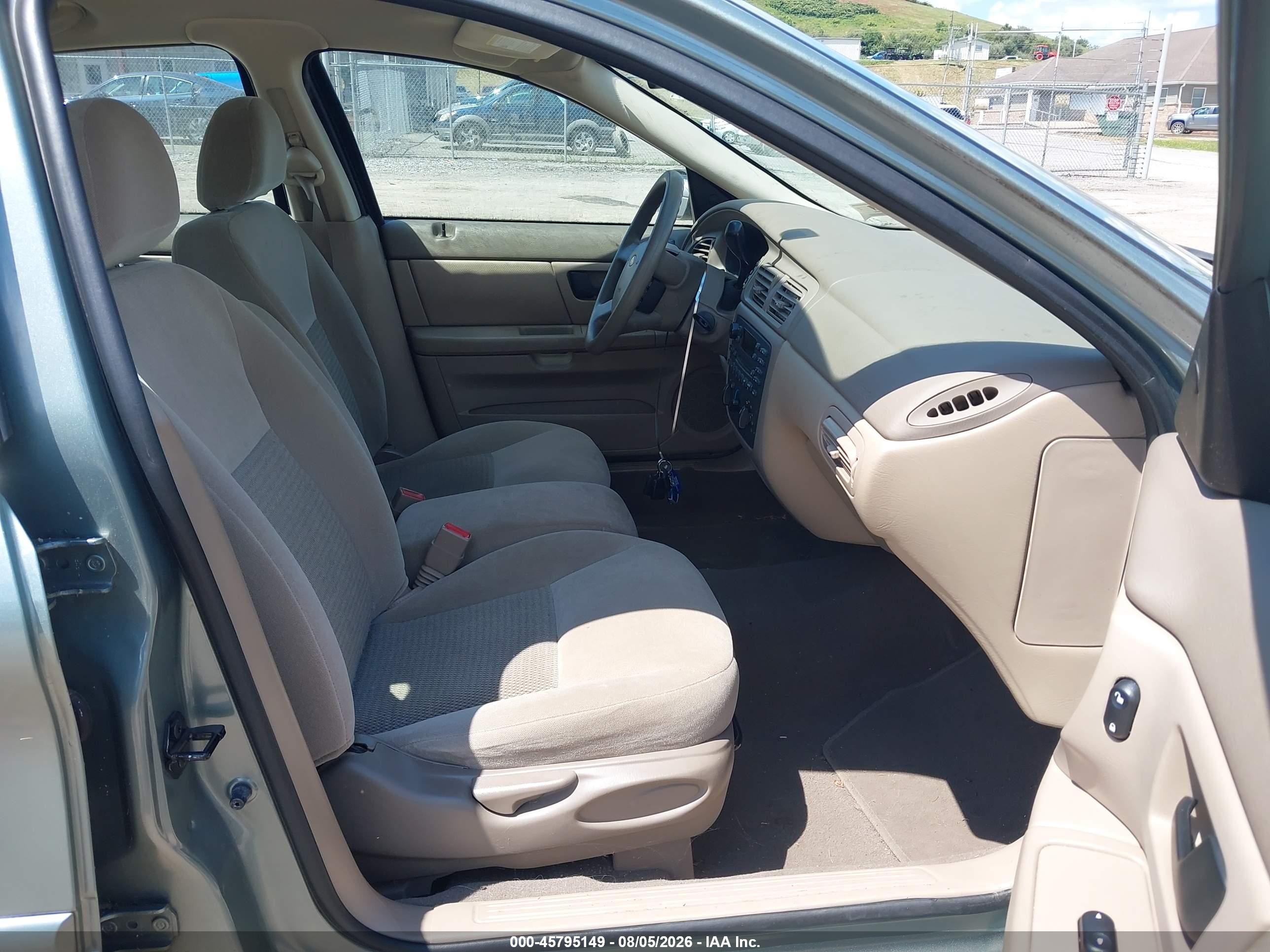 2005 Ford Taurus Se Green vin: 1FAFP53UX5A301142