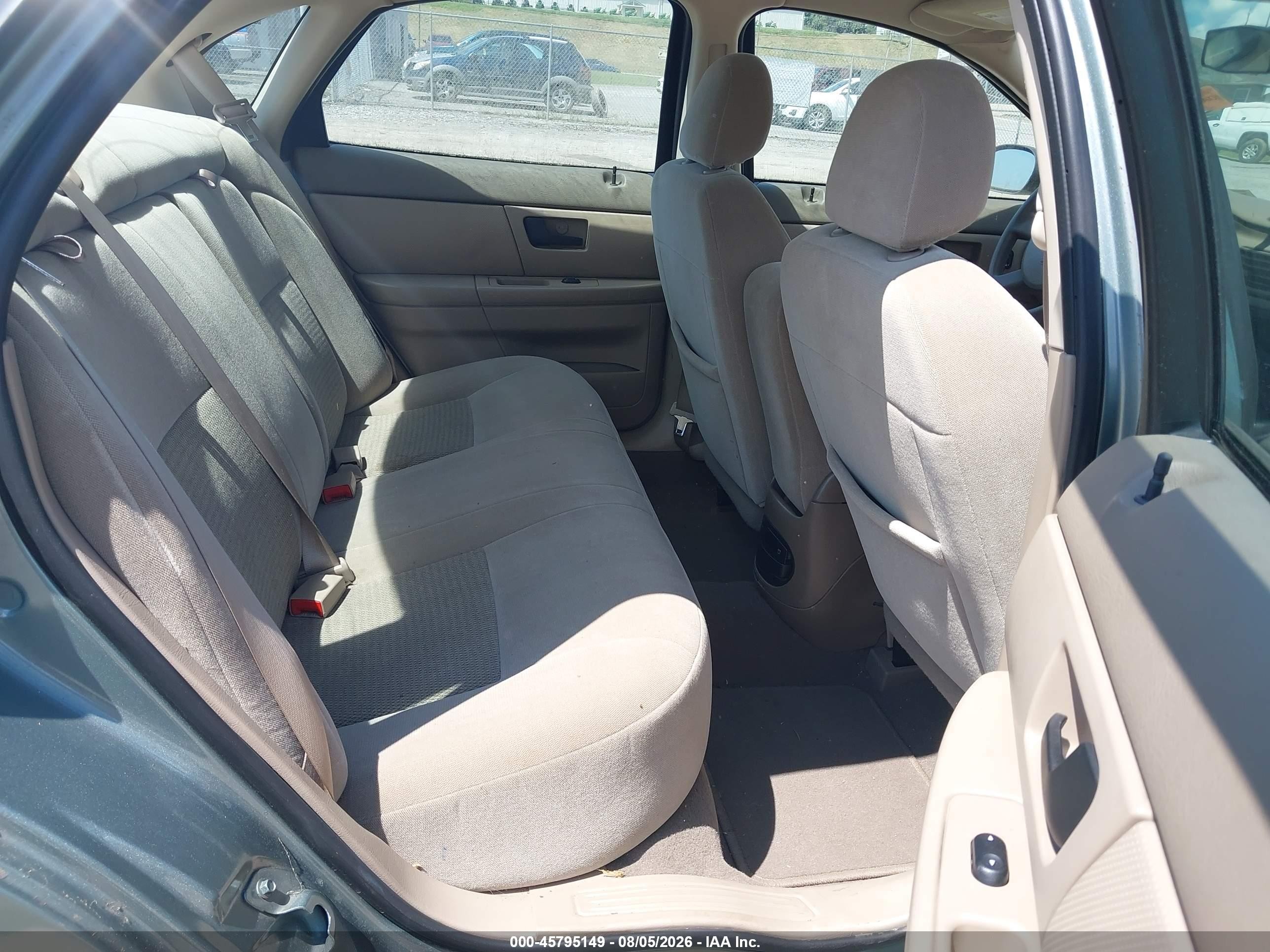 2005 Ford Taurus Se Green vin: 1FAFP53UX5A301142