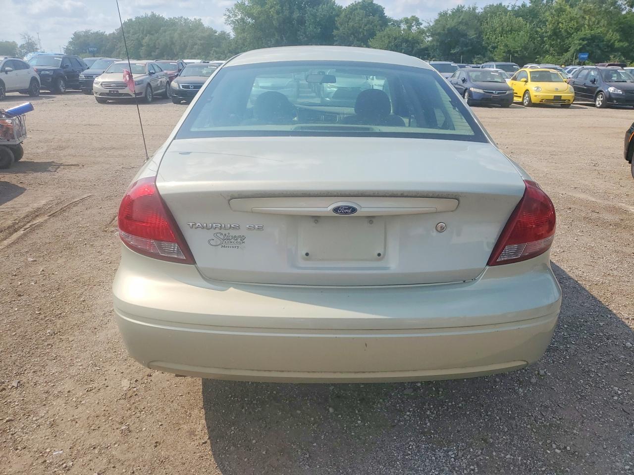 2006 Ford Taurus Se Золотой vin: 1FAFP53UX6A131270