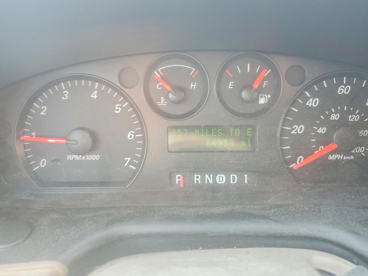 2006 Ford Taurus Se Золотой vin: 1FAFP53UX6A131270