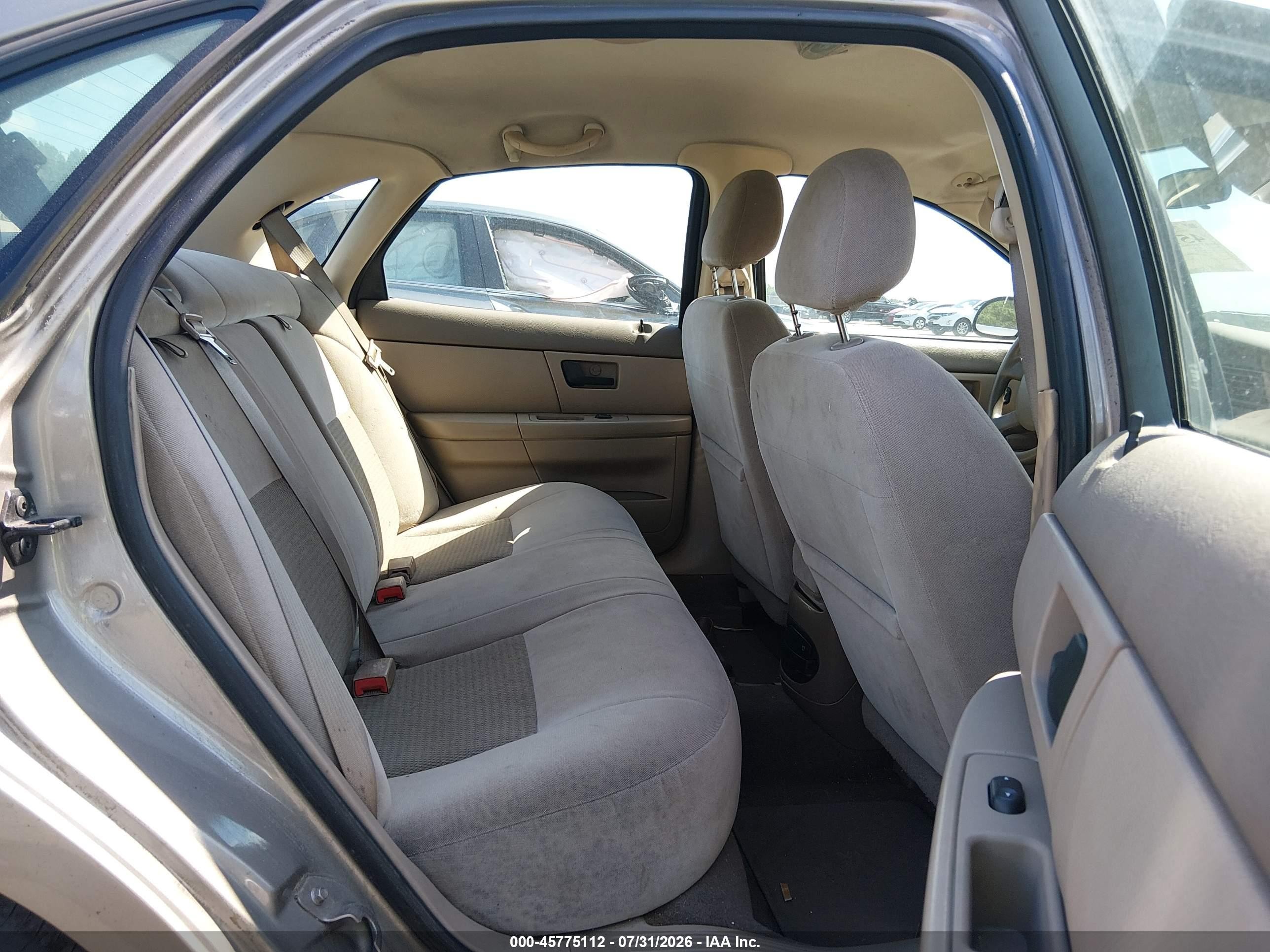2006 Ford Taurus Se Champagne vin: 1FAFP53UX6A136825