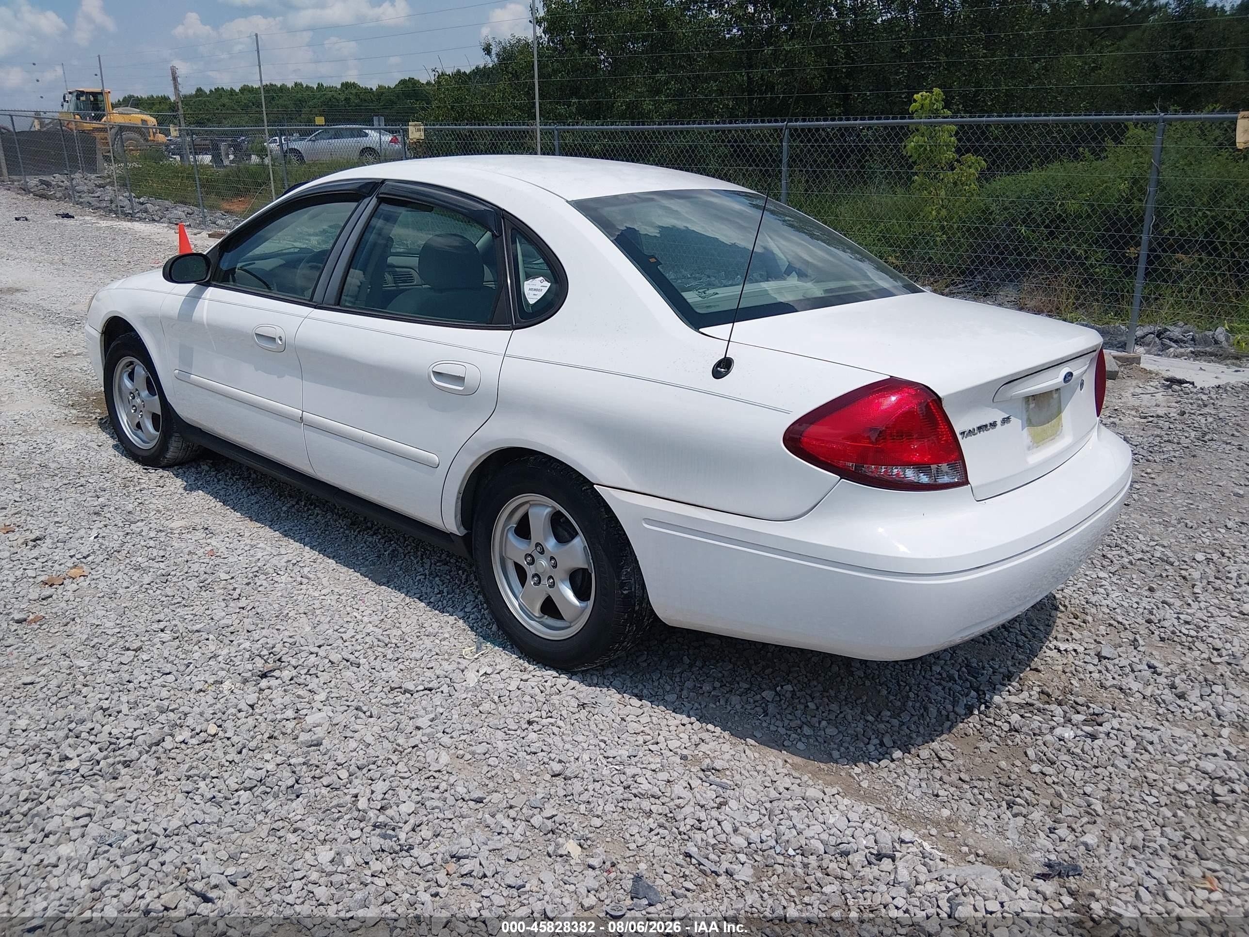 2006 Ford Taurus Se Белый vin: 1FAFP53UX6A183286