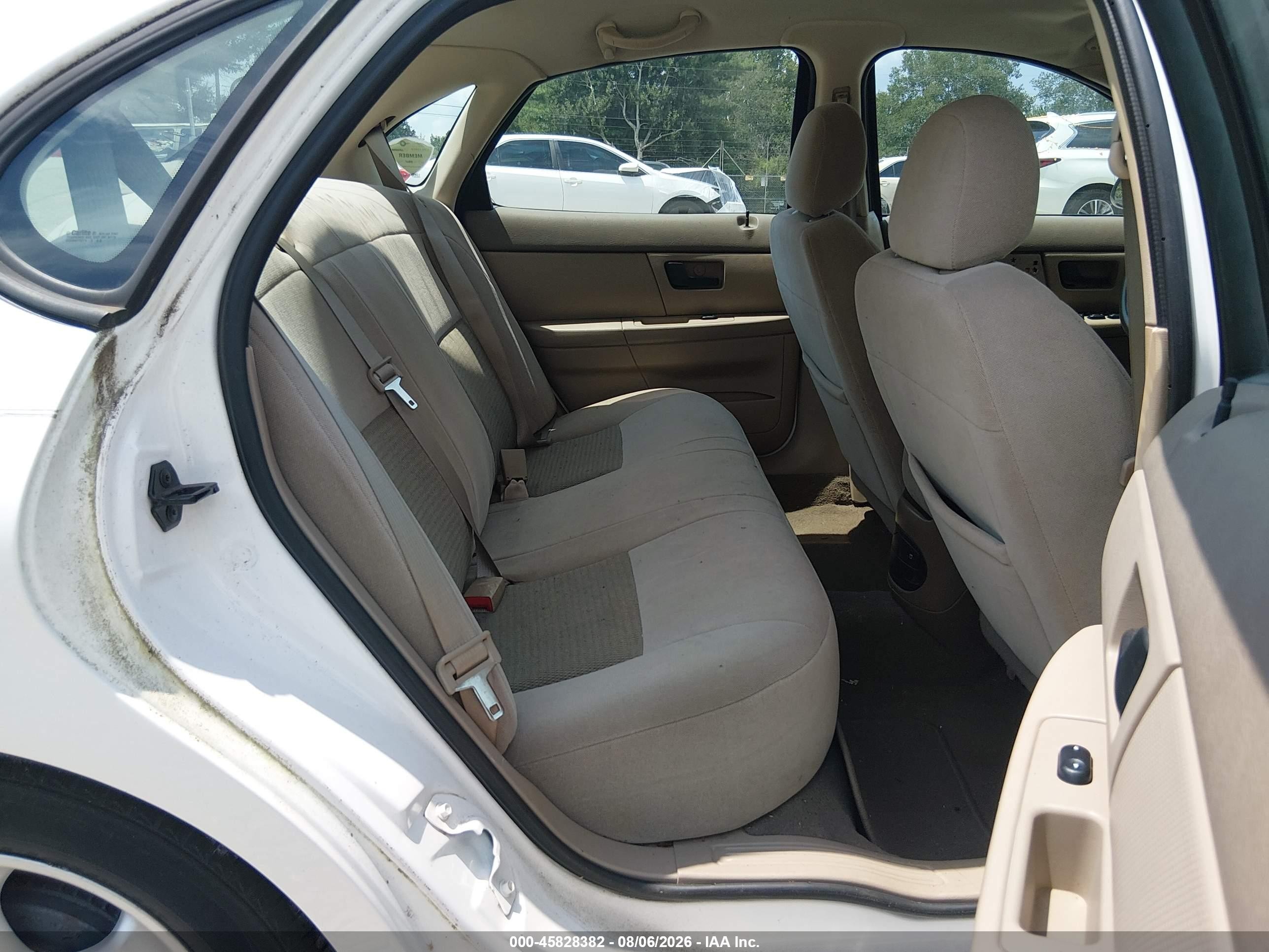 2006 Ford Taurus Se Белый vin: 1FAFP53UX6A183286