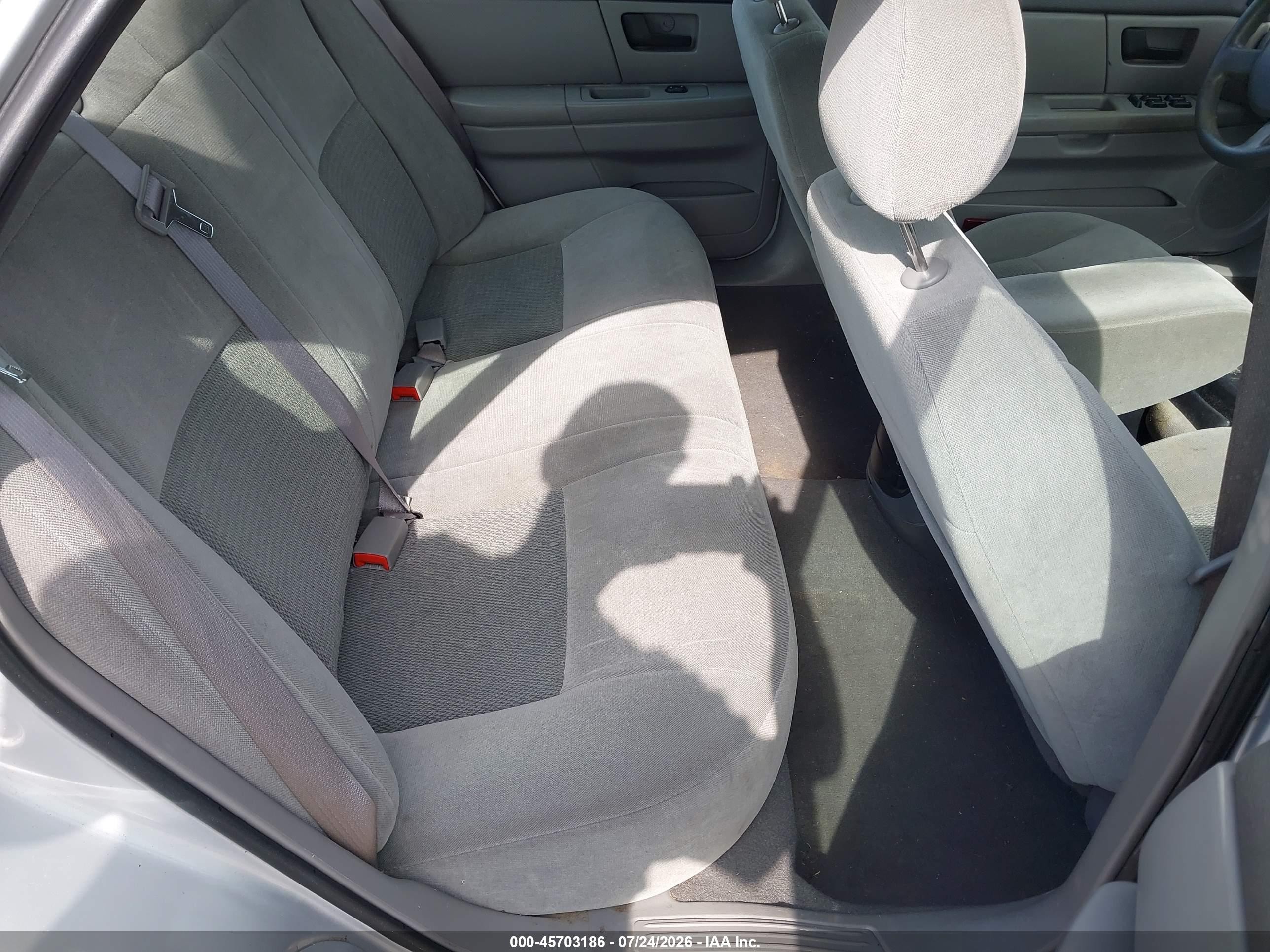 2007 Ford Taurus Se Silver vin: 1FAFP53UX7A213839