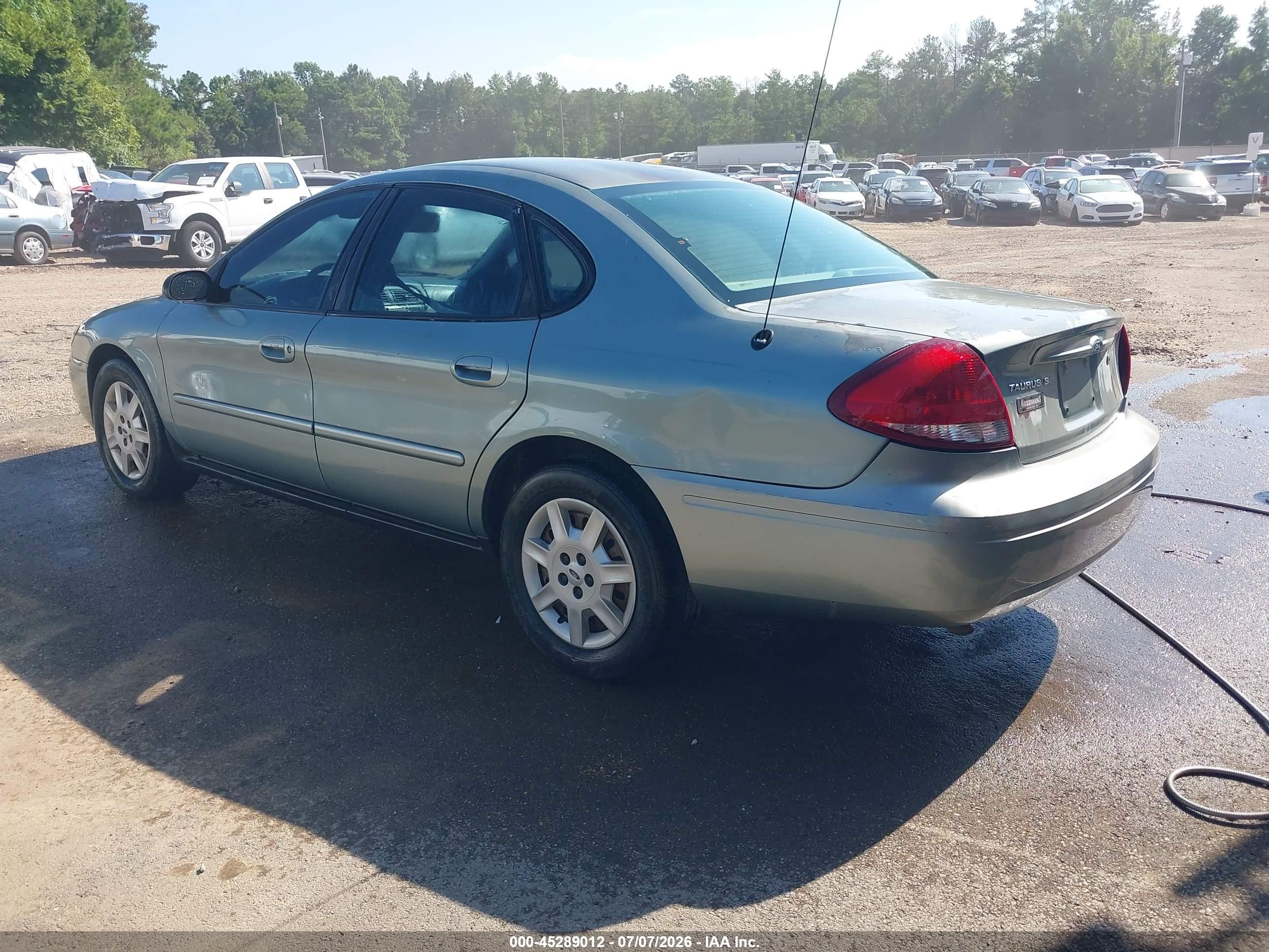 2007 Ford Taurus Se Green vin: 1FAFP53UX7A216126