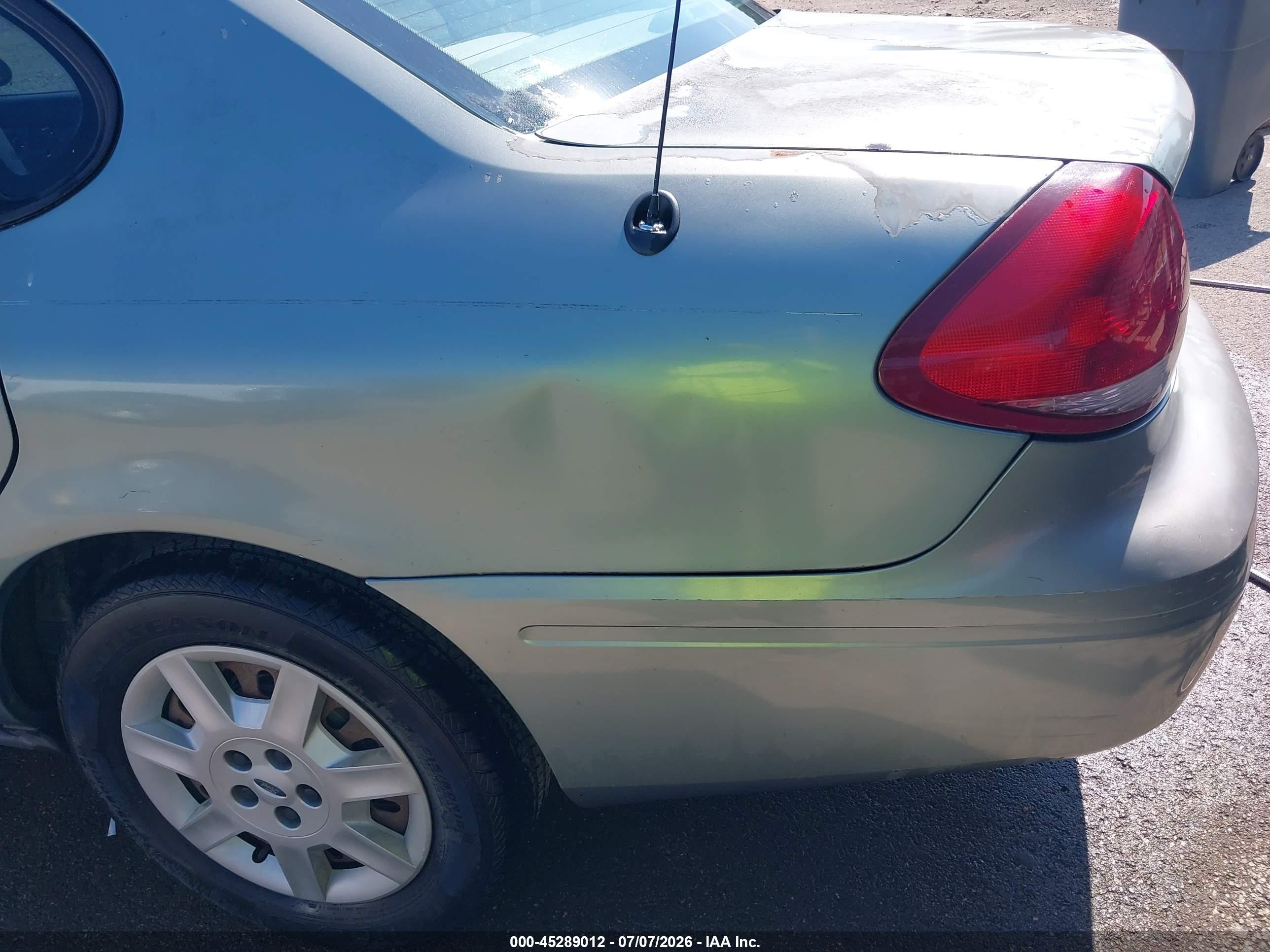 2007 Ford Taurus Se Green vin: 1FAFP53UX7A216126