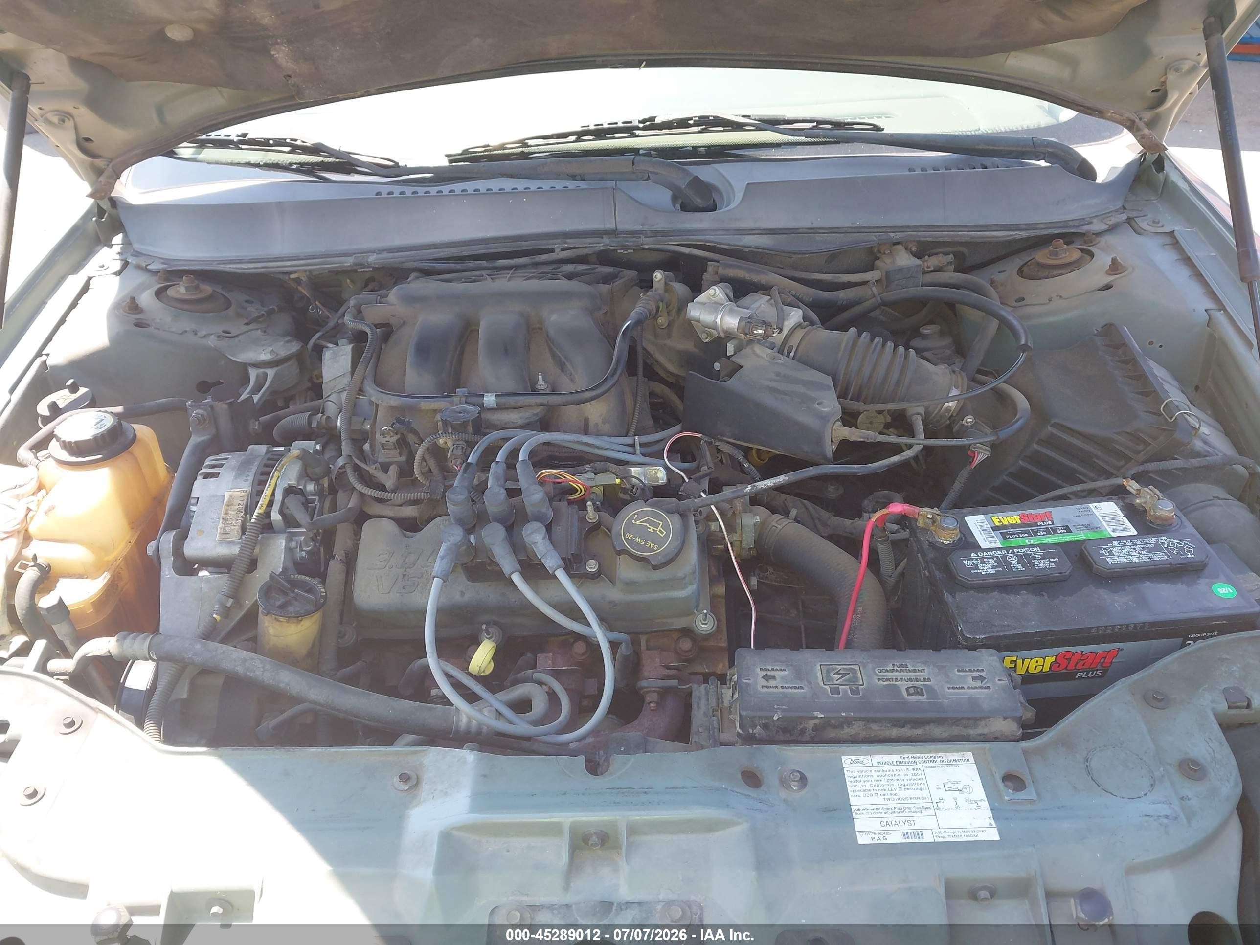 2007 Ford Taurus Se Green vin: 1FAFP53UX7A216126