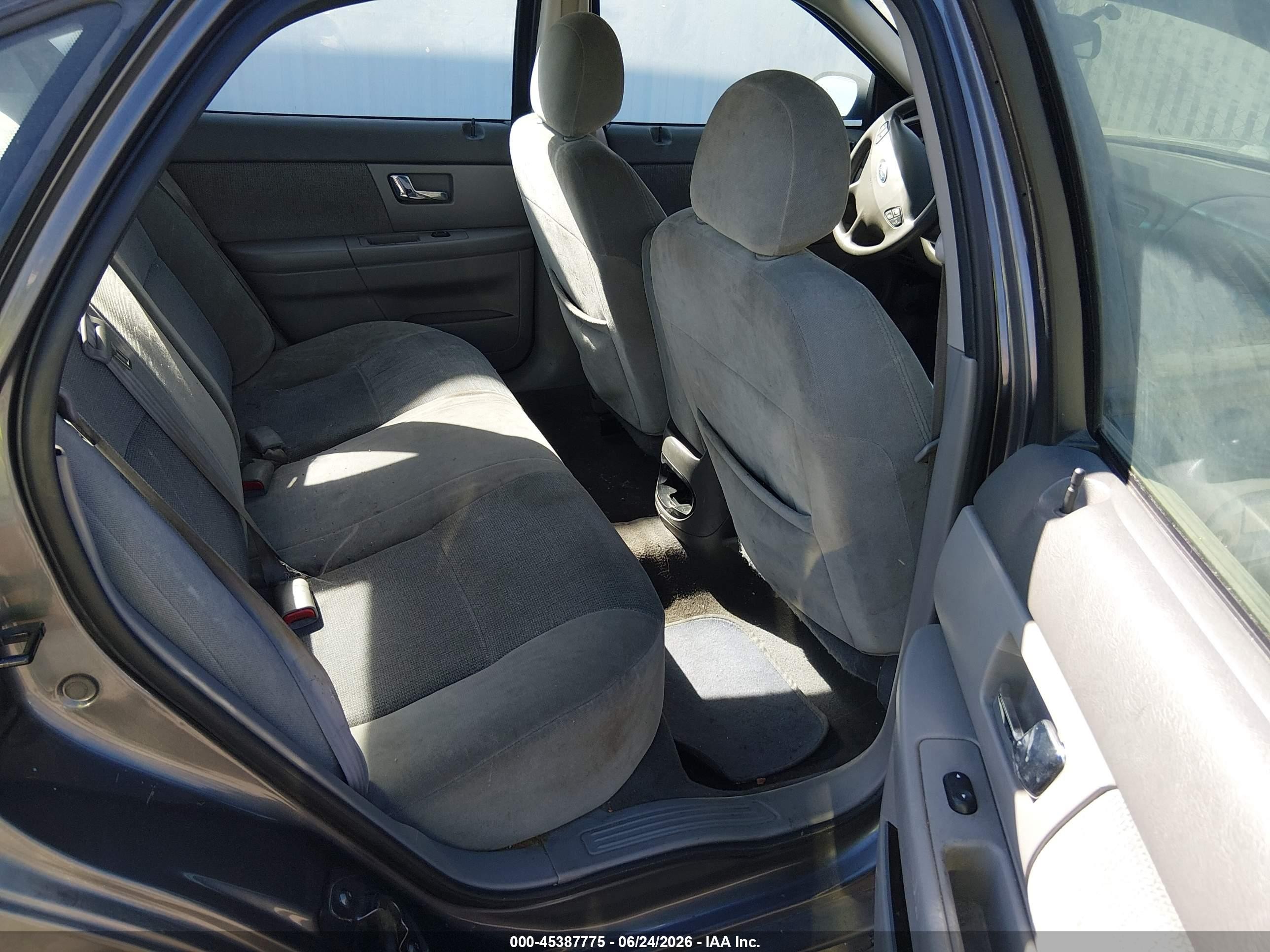 2002 Ford Taurus Ses Standard Silver vin: 1FAFP55212G258749