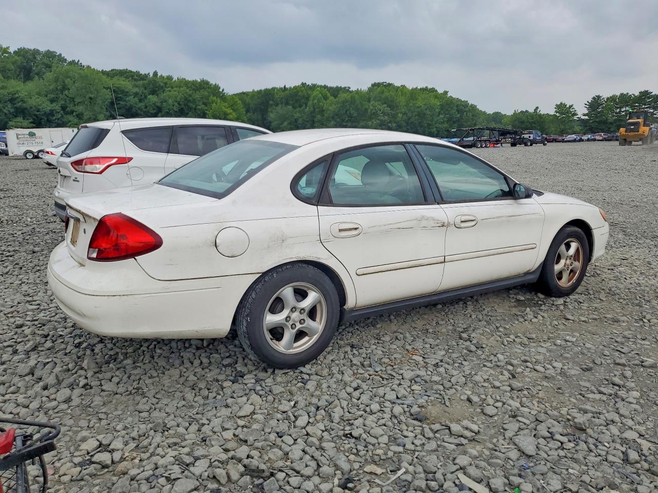 2003 Ford Taurus Ses White vin: 1FAFP55213G229642