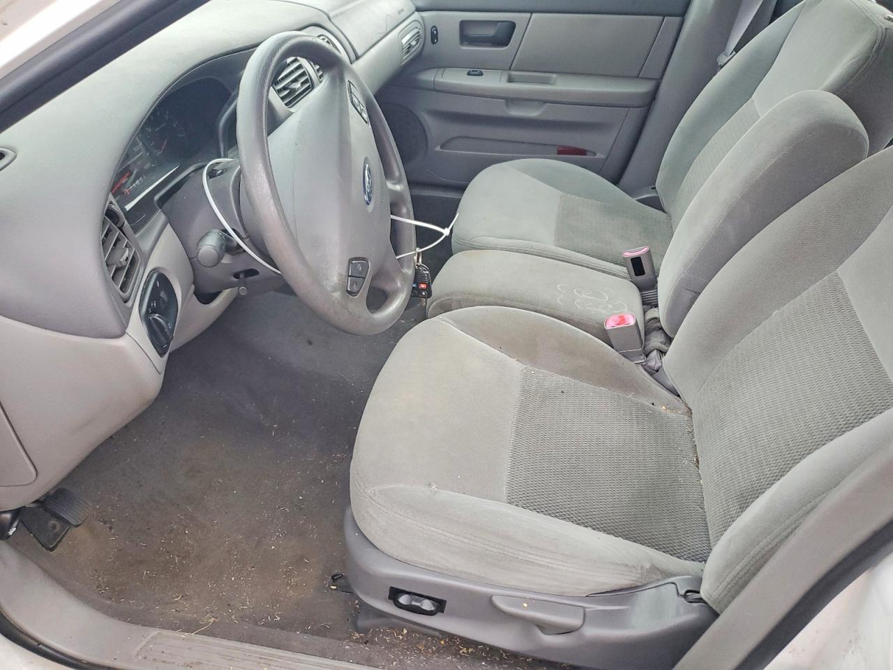 2003 Ford Taurus Ses White vin: 1FAFP55213G229642