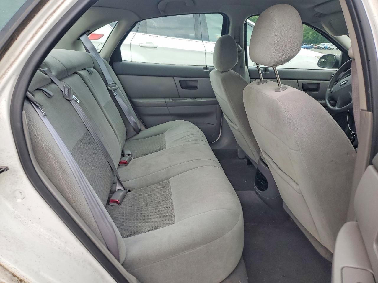 2003 Ford Taurus Ses White vin: 1FAFP55213G229642