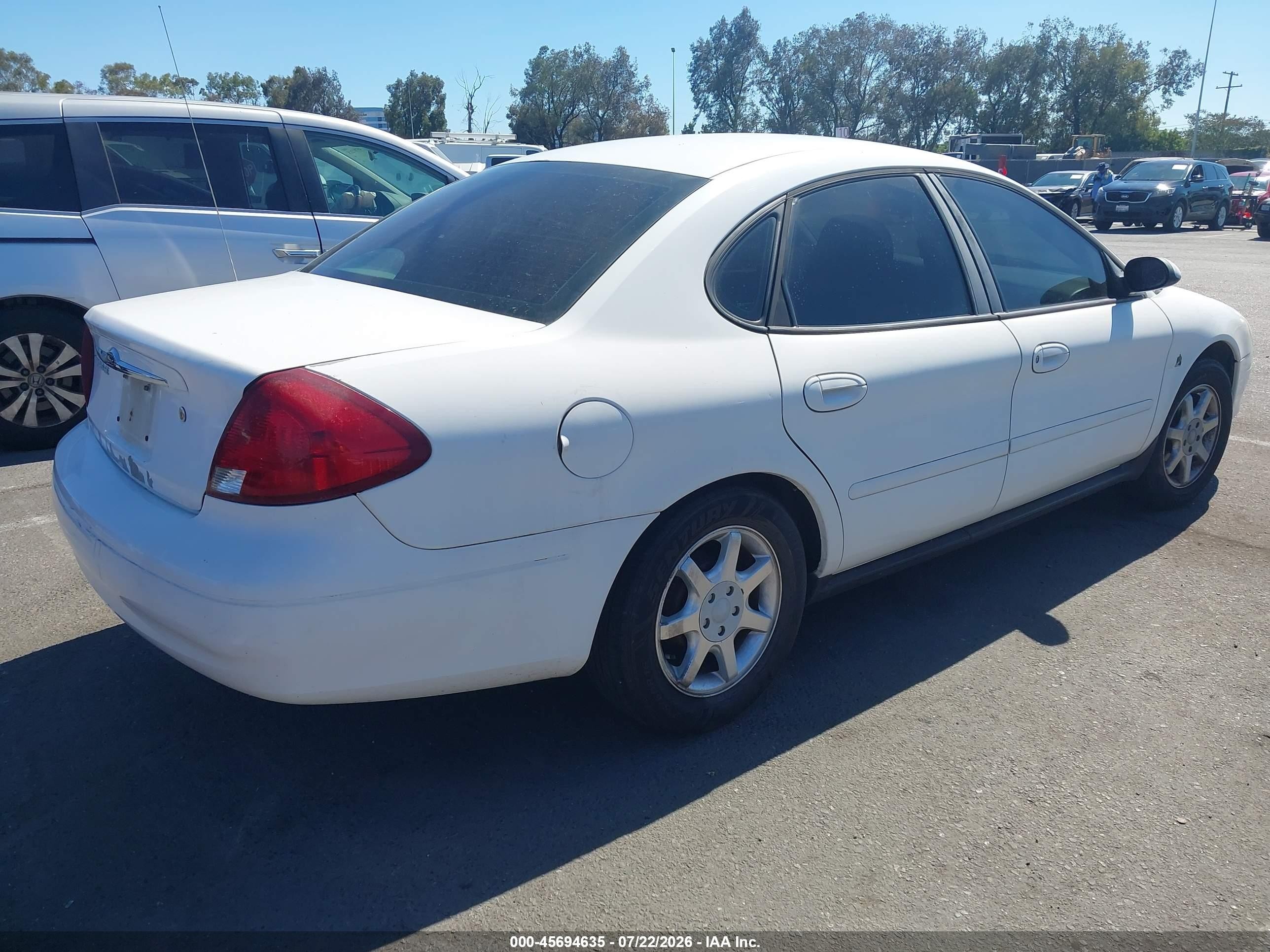 2000 Ford Taurus Ses White vin: 1FAFP5522YG140346