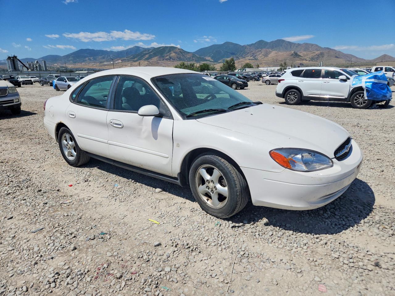 2001 Ford Taurus Ses White vin: 1FAFP55231G239053