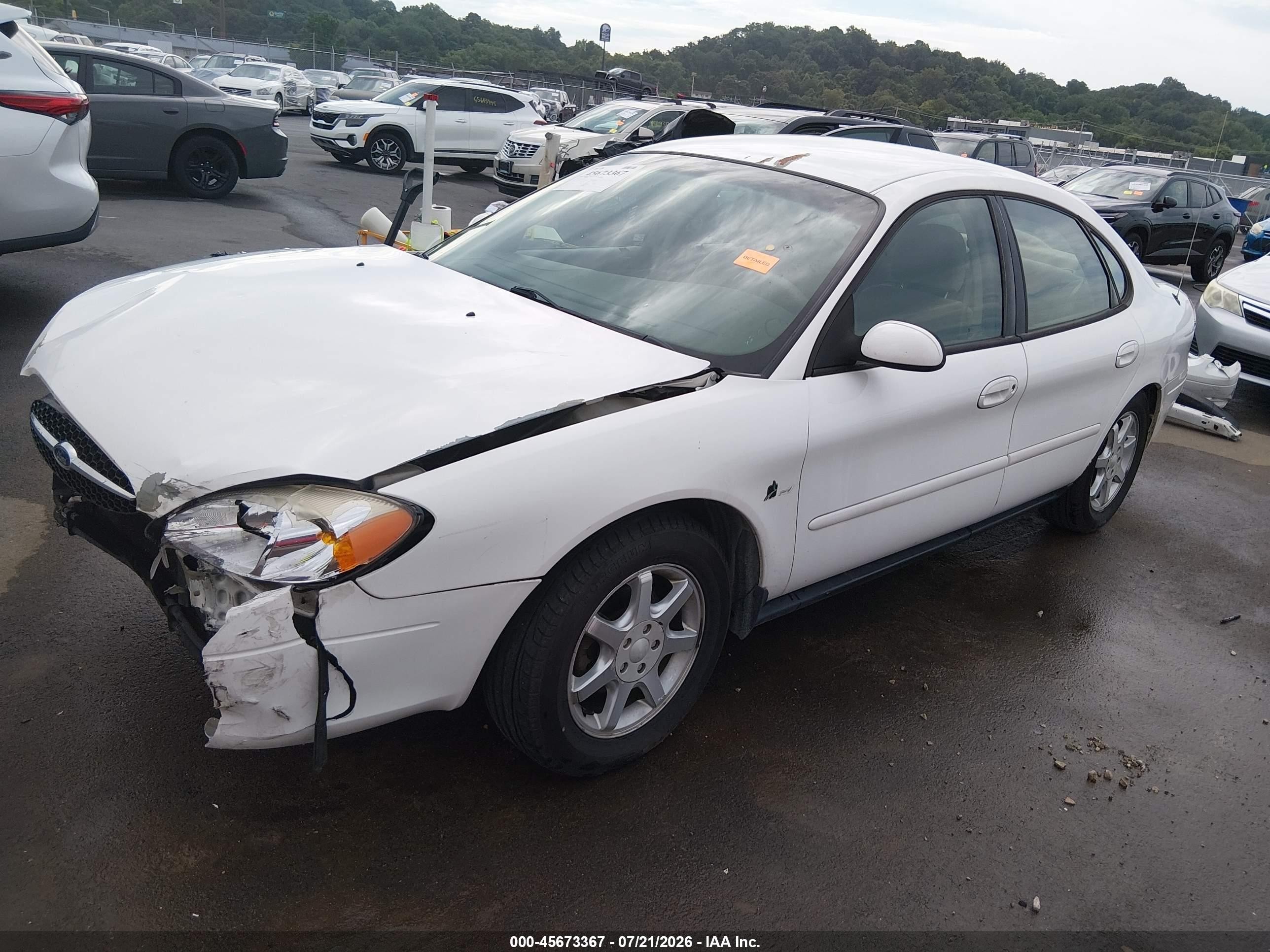 2000 Ford Taurus Ses White vin: 1FAFP5523YG134877