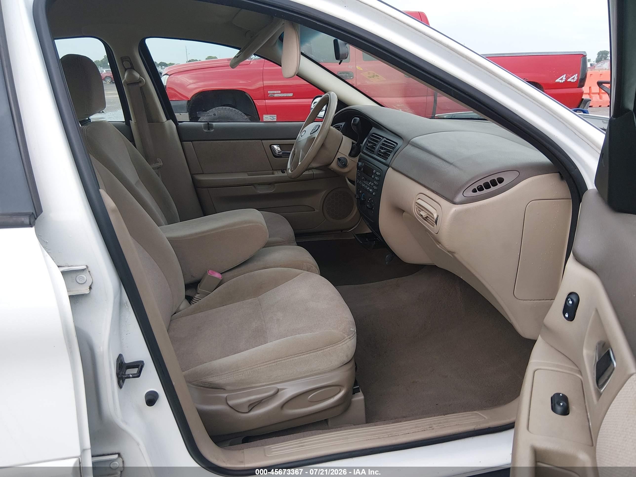 2000 Ford Taurus Ses White vin: 1FAFP5523YG134877