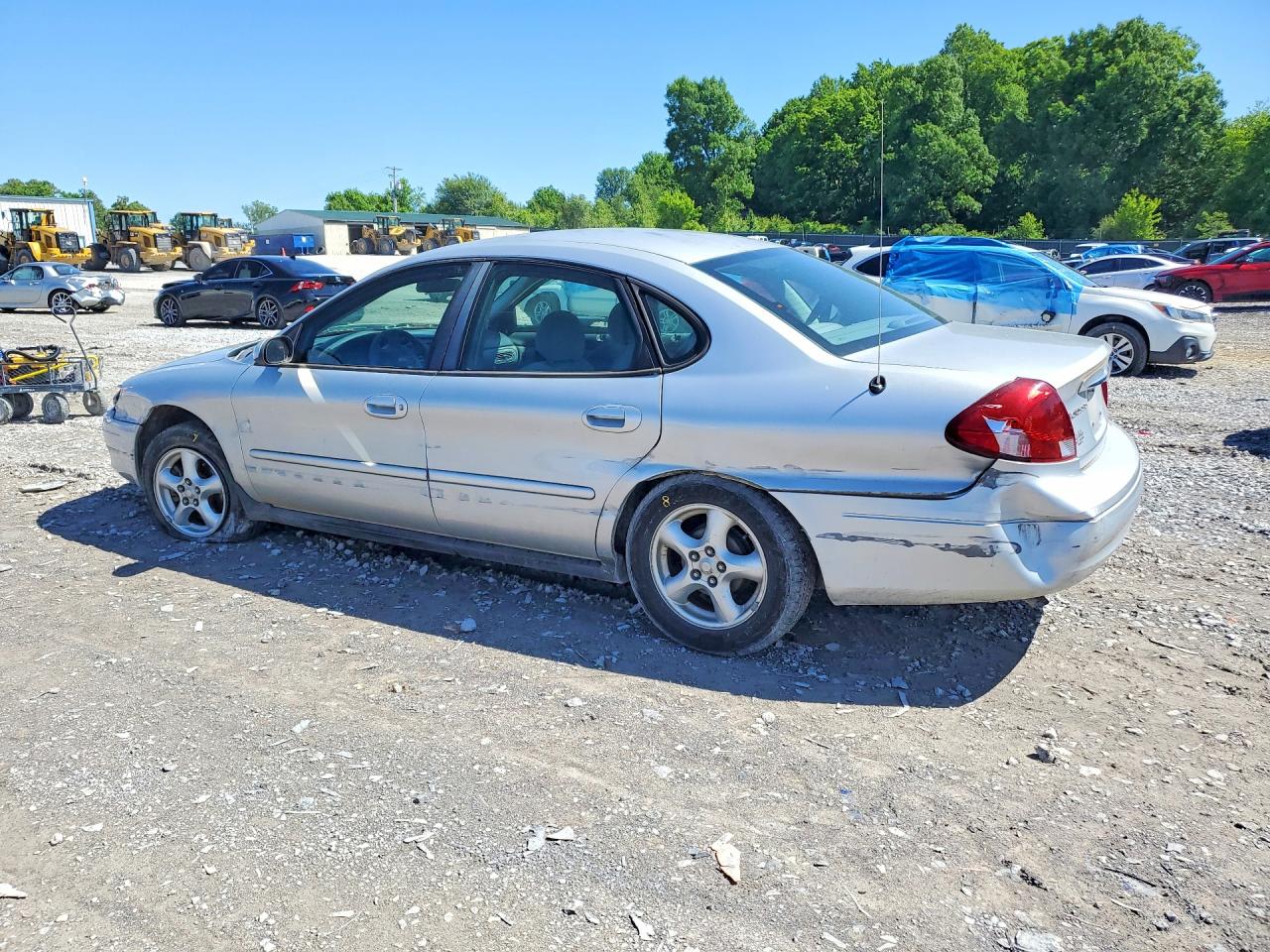2003 Ford Taurus Ses Silver vin: 1FAFP55243A238564
