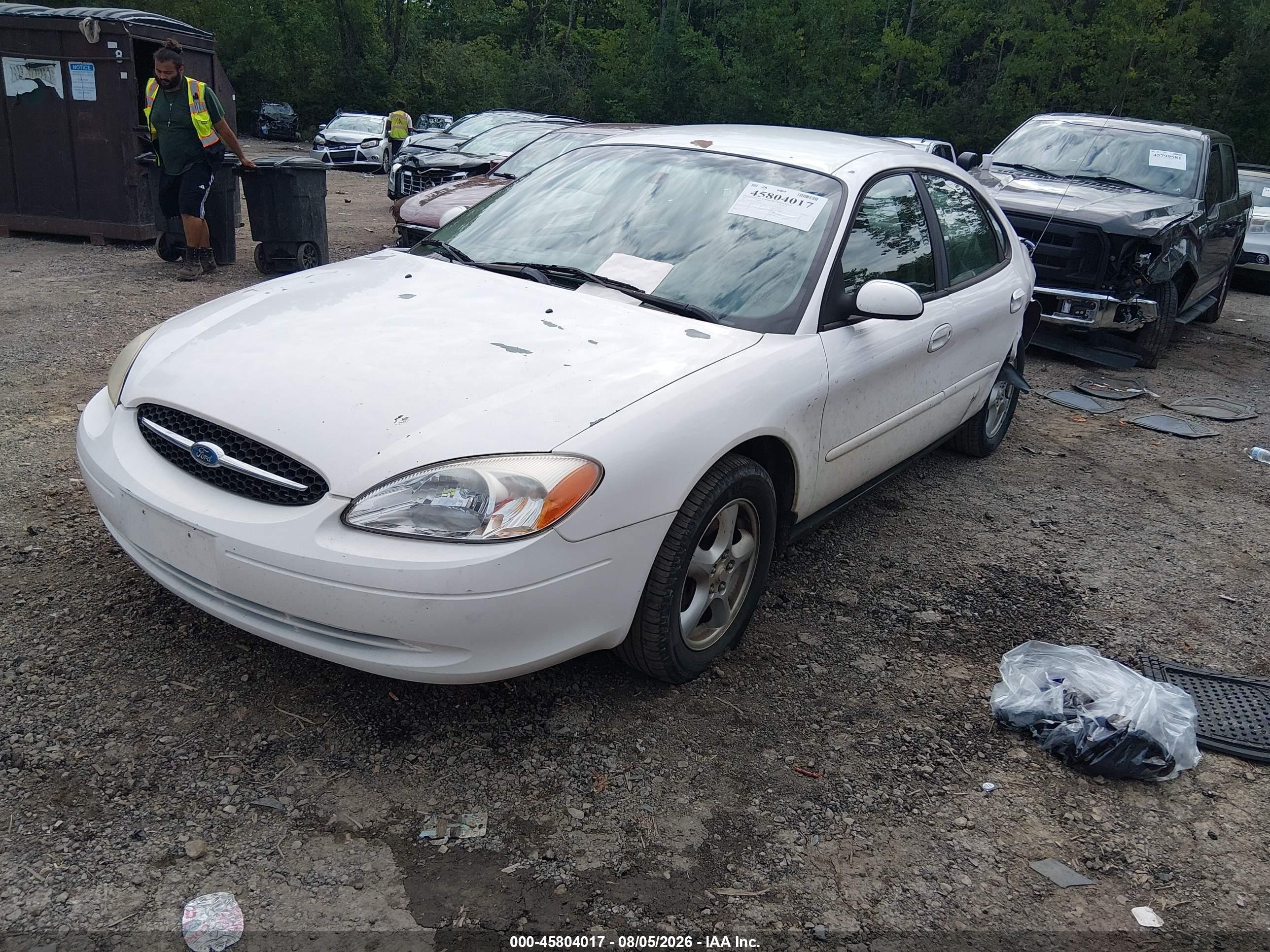 2003 Ford Taurus Ses White vin: 1FAFP55253G137658