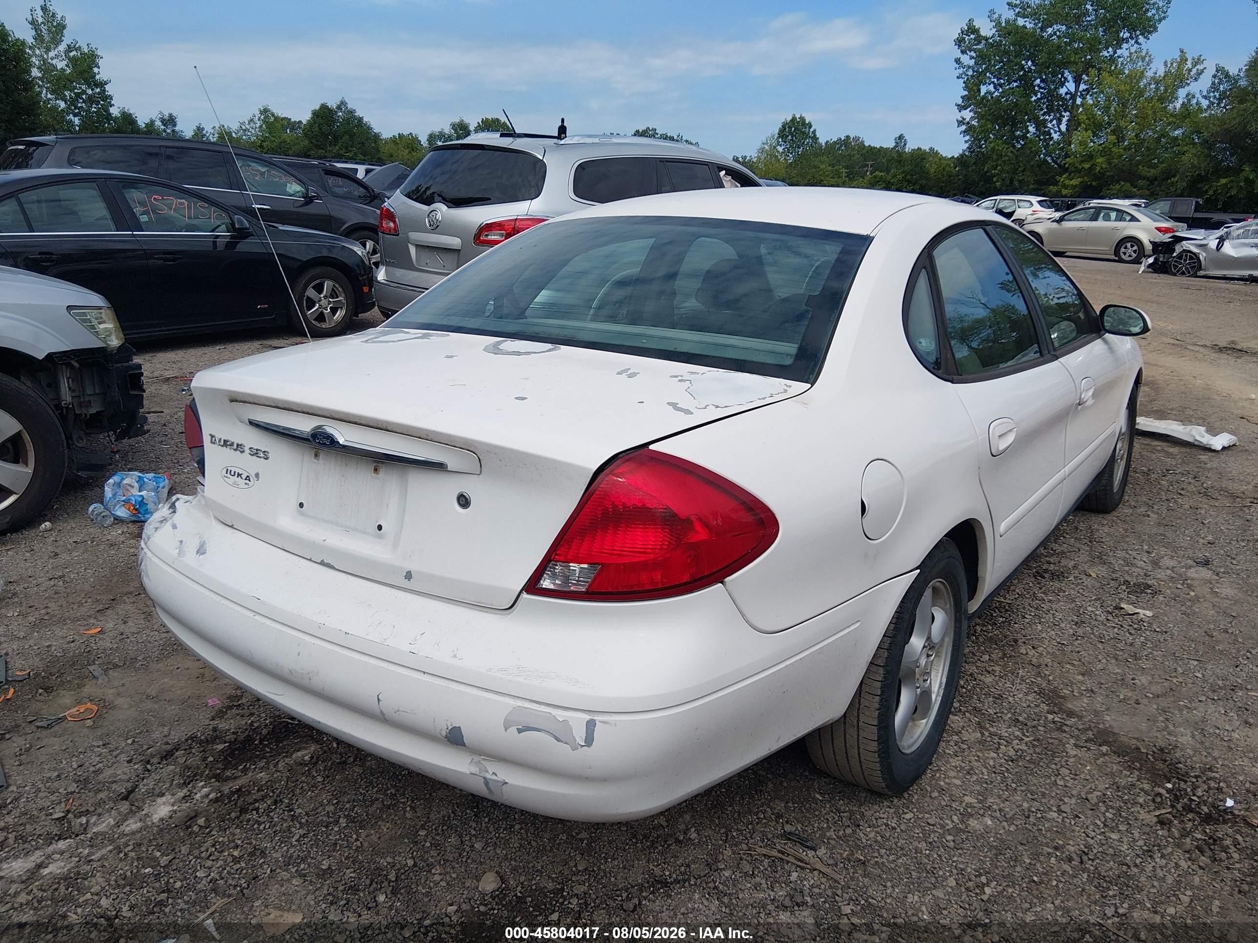 2003 Ford Taurus Ses White vin: 1FAFP55253G137658