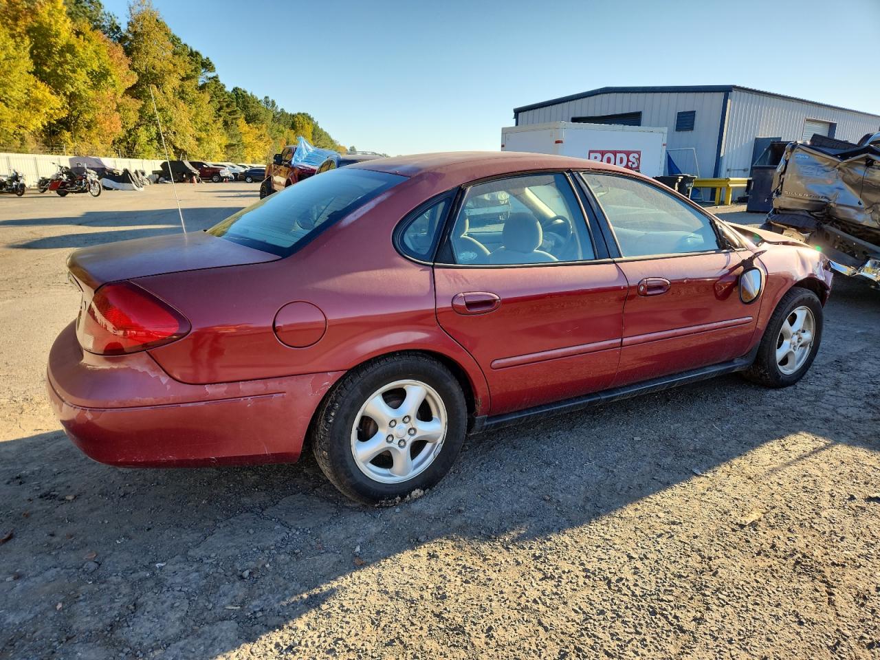 2003 Ford Taurus Ses Red vin: 1FAFP55263A208675