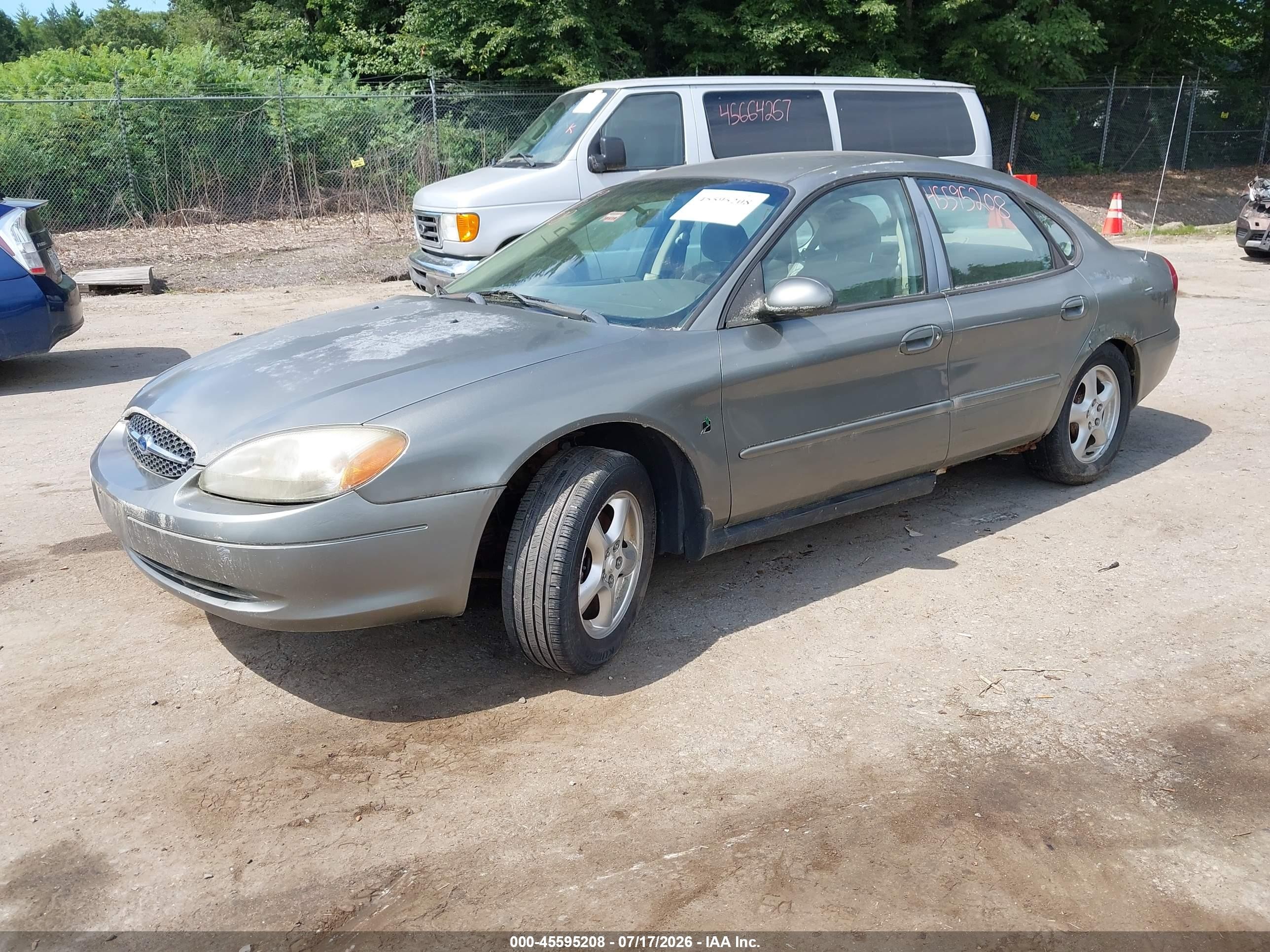 2002 Ford Taurus Ses Standard Gray vin: 1FAFP55272A224883