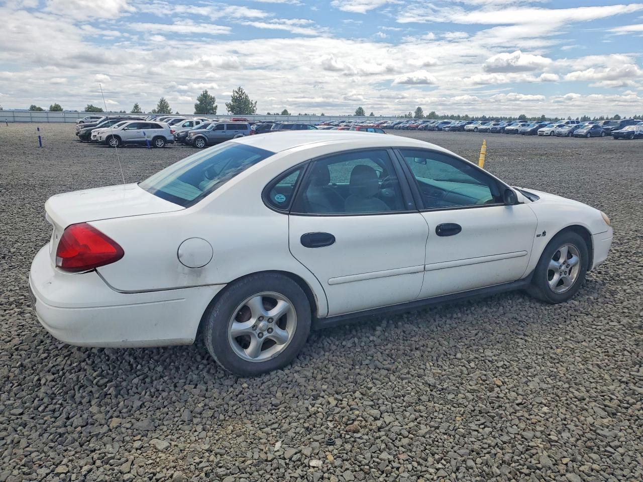 2000 Ford Taurus Ses White vin: 1FAFP5527YG171866